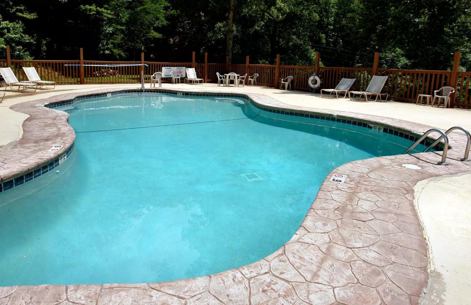 Holiday home Pooling Around #200 *