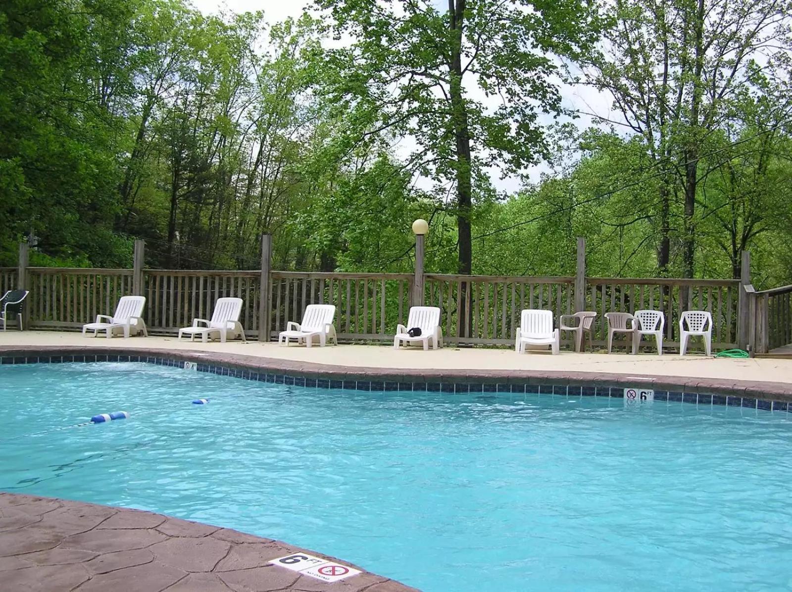 Pooling Around #200 Holiday home *