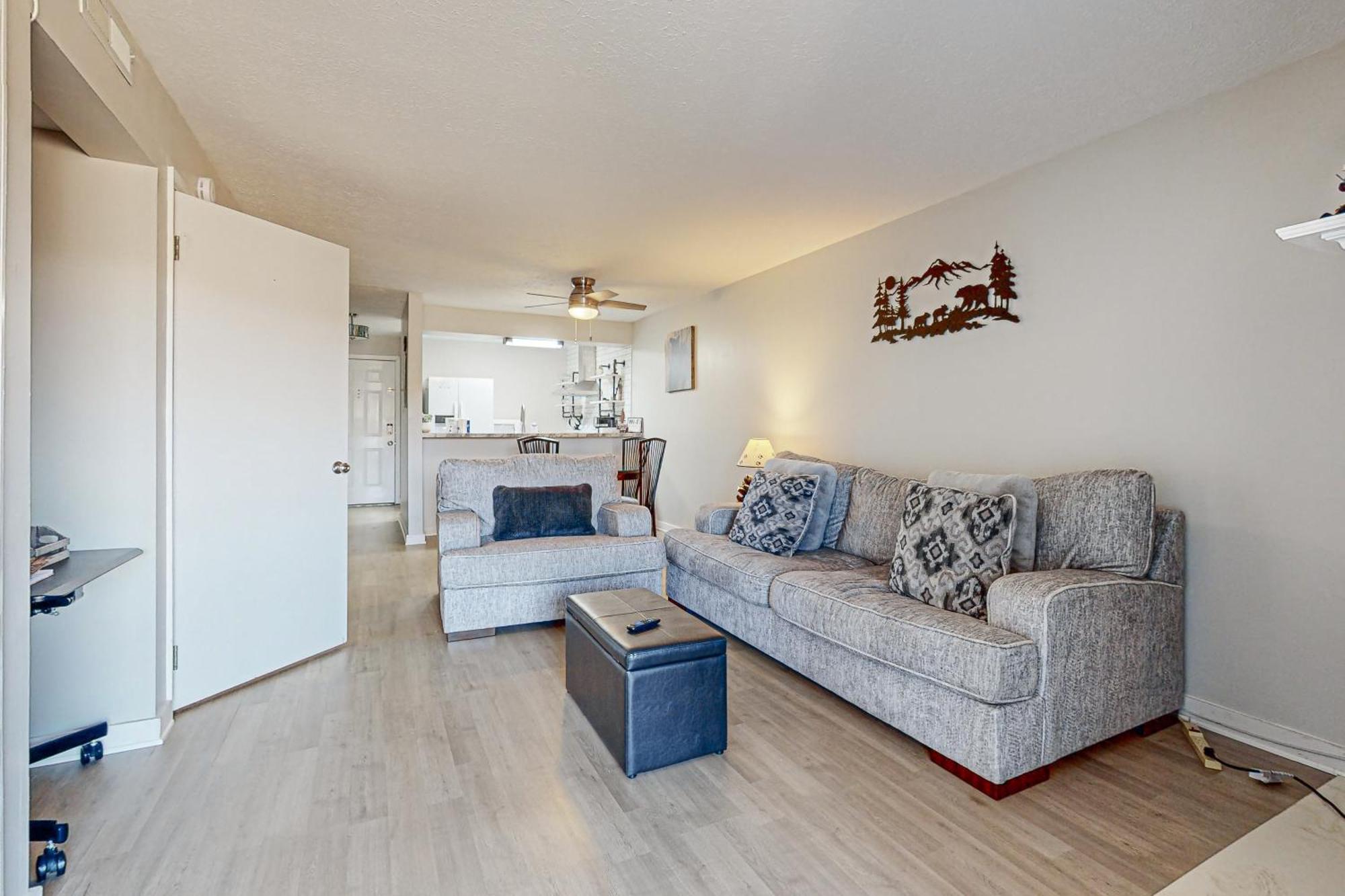 Apartment A Beary Wonderful Life - 208 *