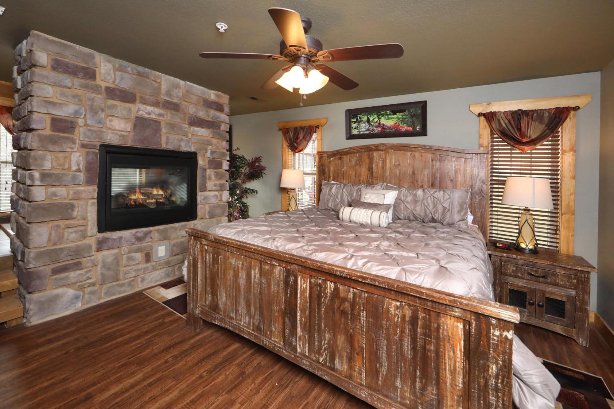 Aqua Paradise By Eden Crest Chalet Gatlinburg