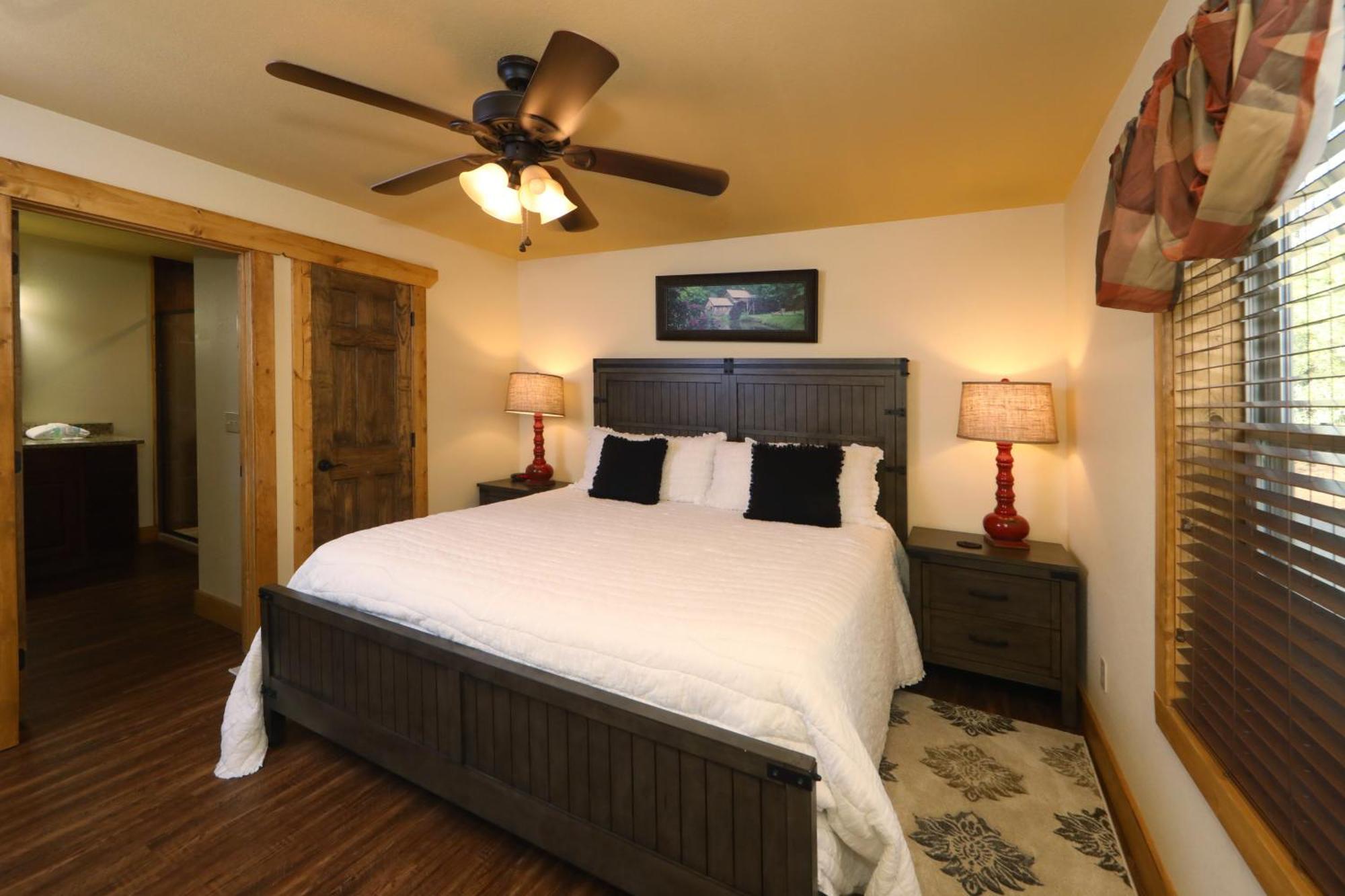 Aqua Paradise By Eden Crest * Gatlinburg