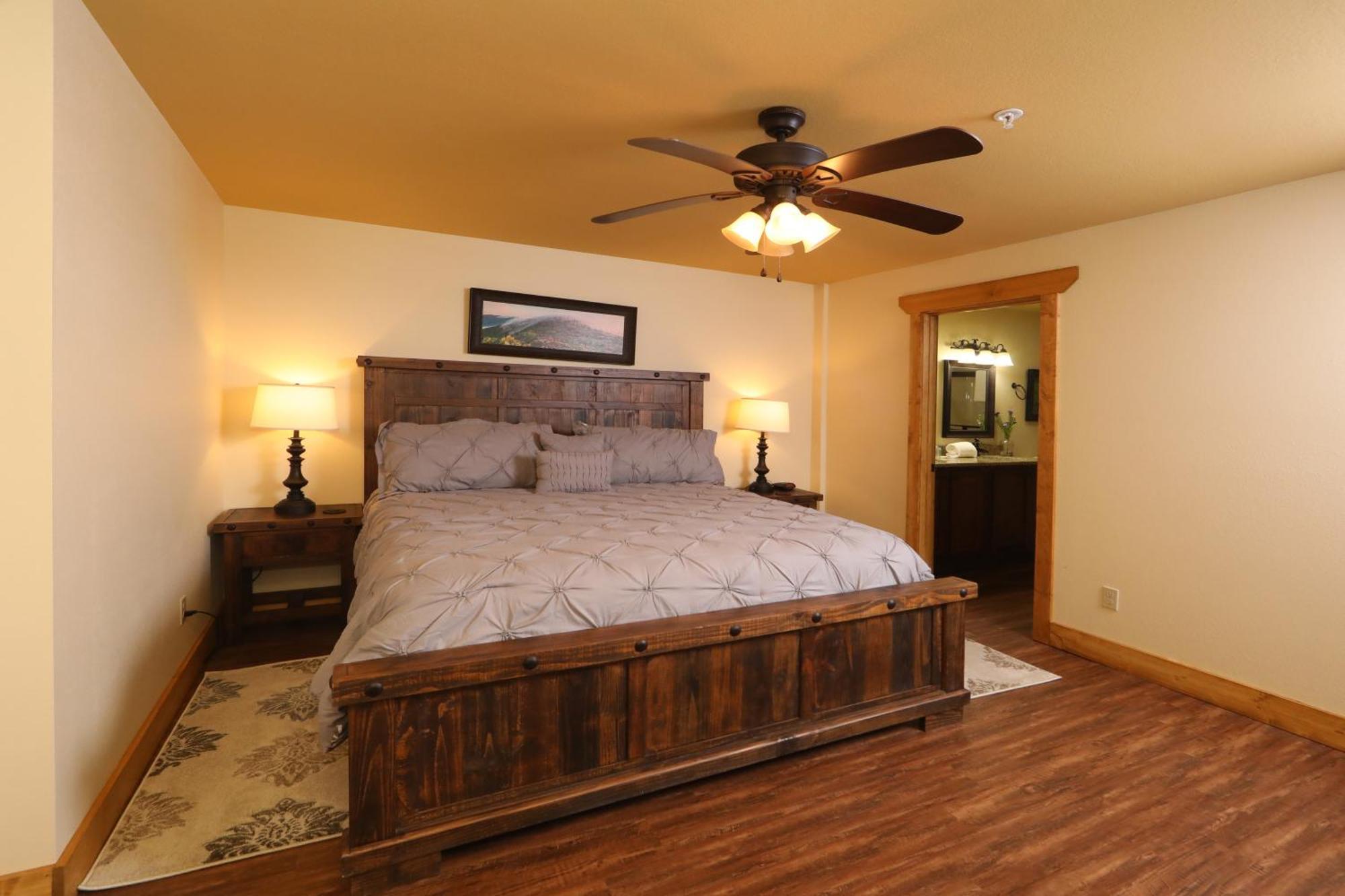 Aqua Paradise By Eden Crest Chalet