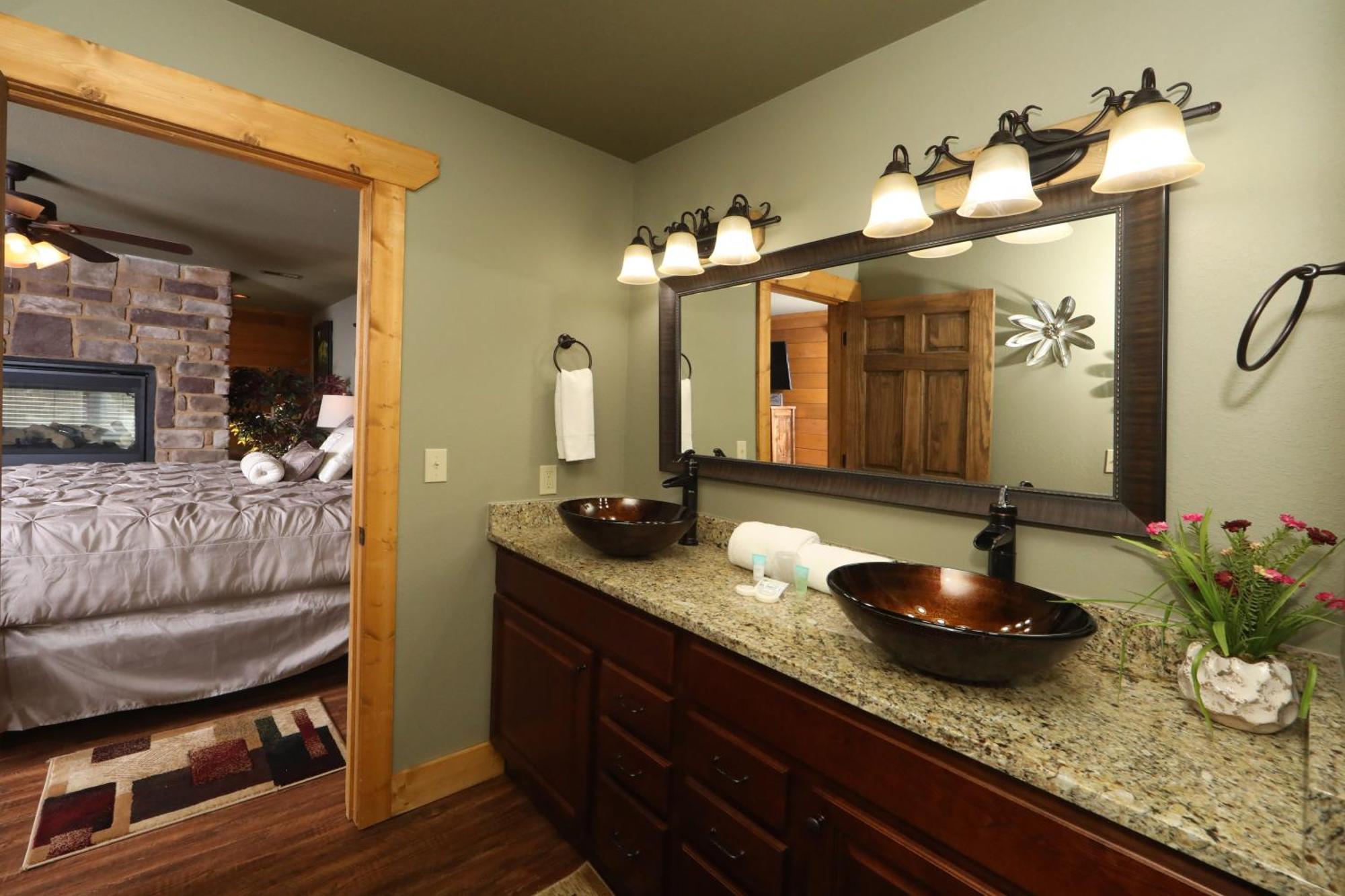 Chalet Aqua Paradise By Eden Crest Gatlinburg