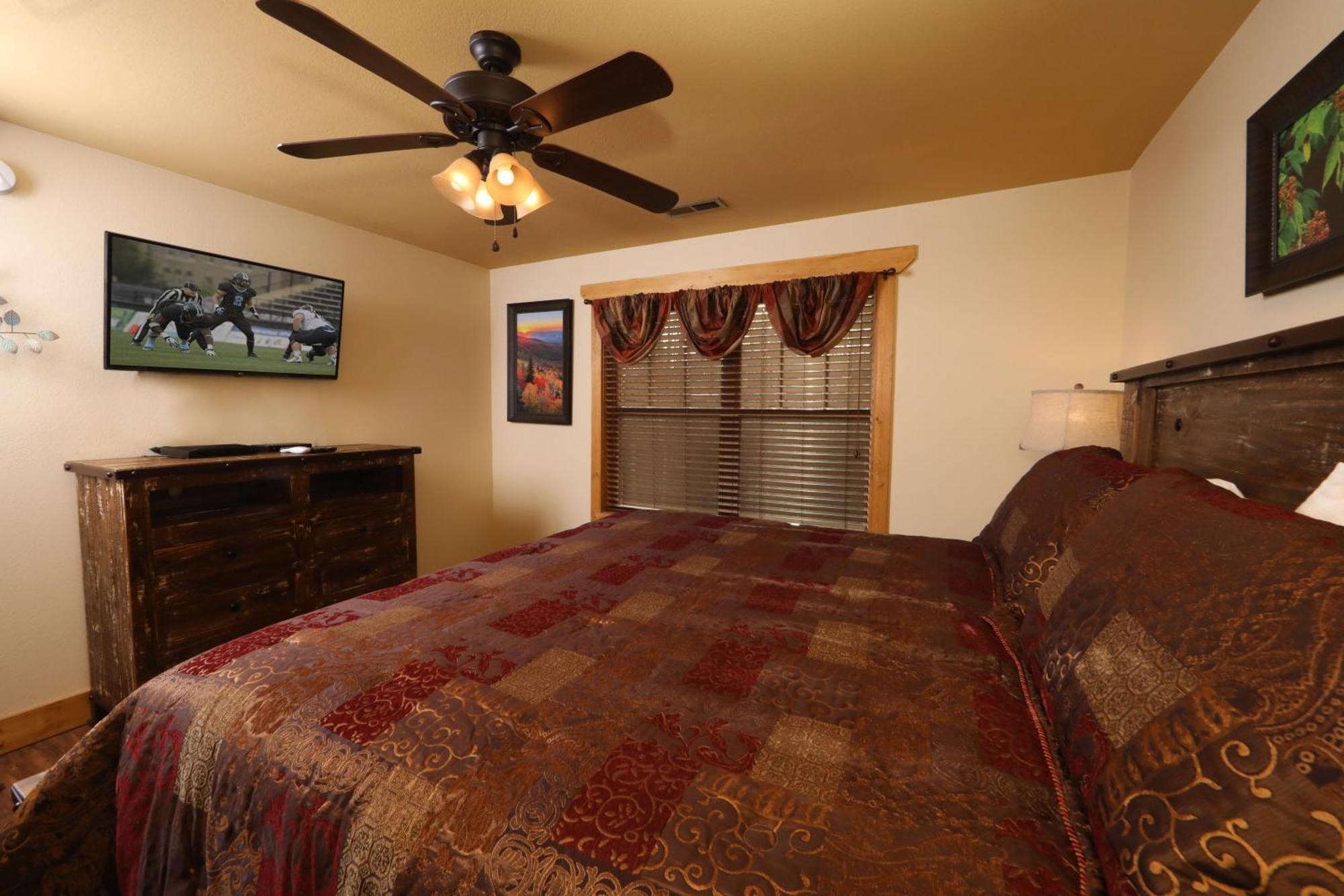 Aqua Paradise By Eden Crest Gatlinburg