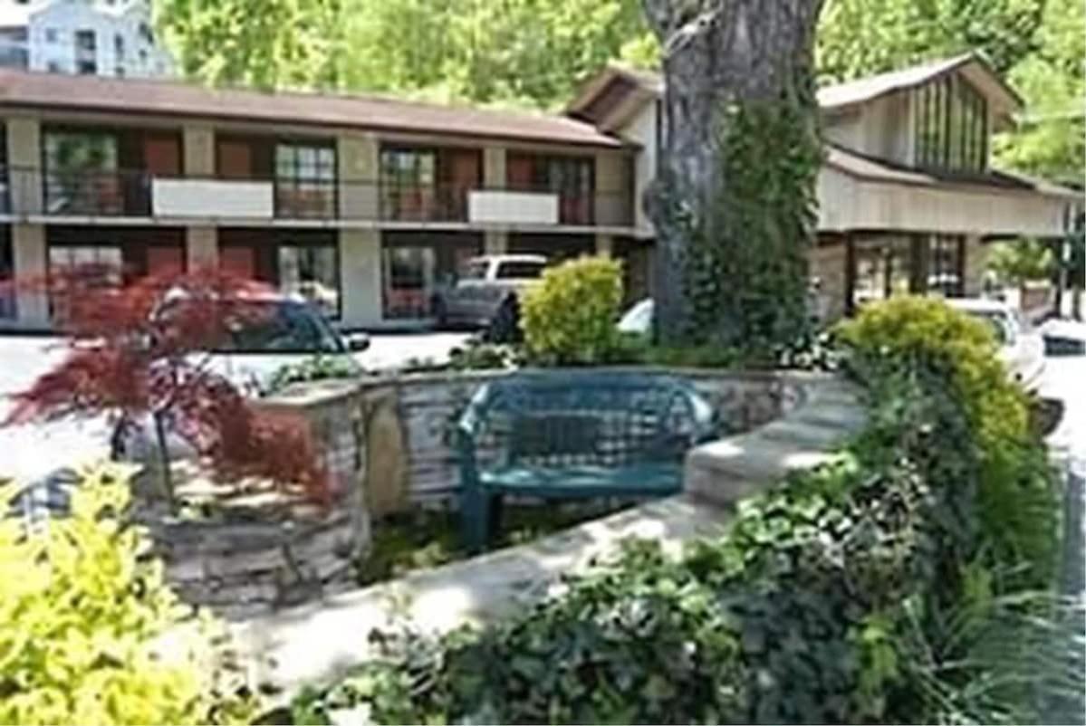 Gatlinburg Motel Hotel *