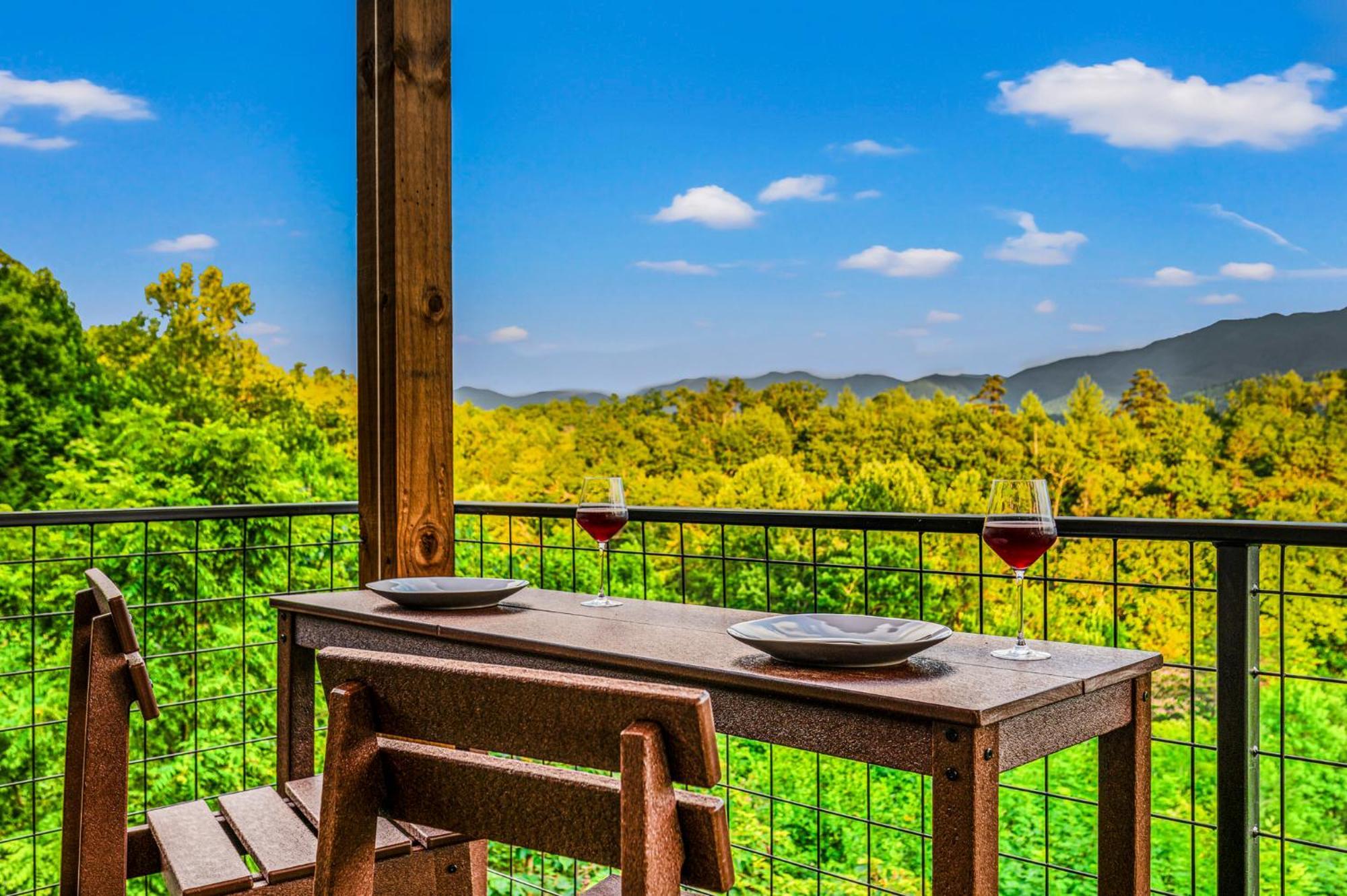 Chalet Windows To The Mountains *