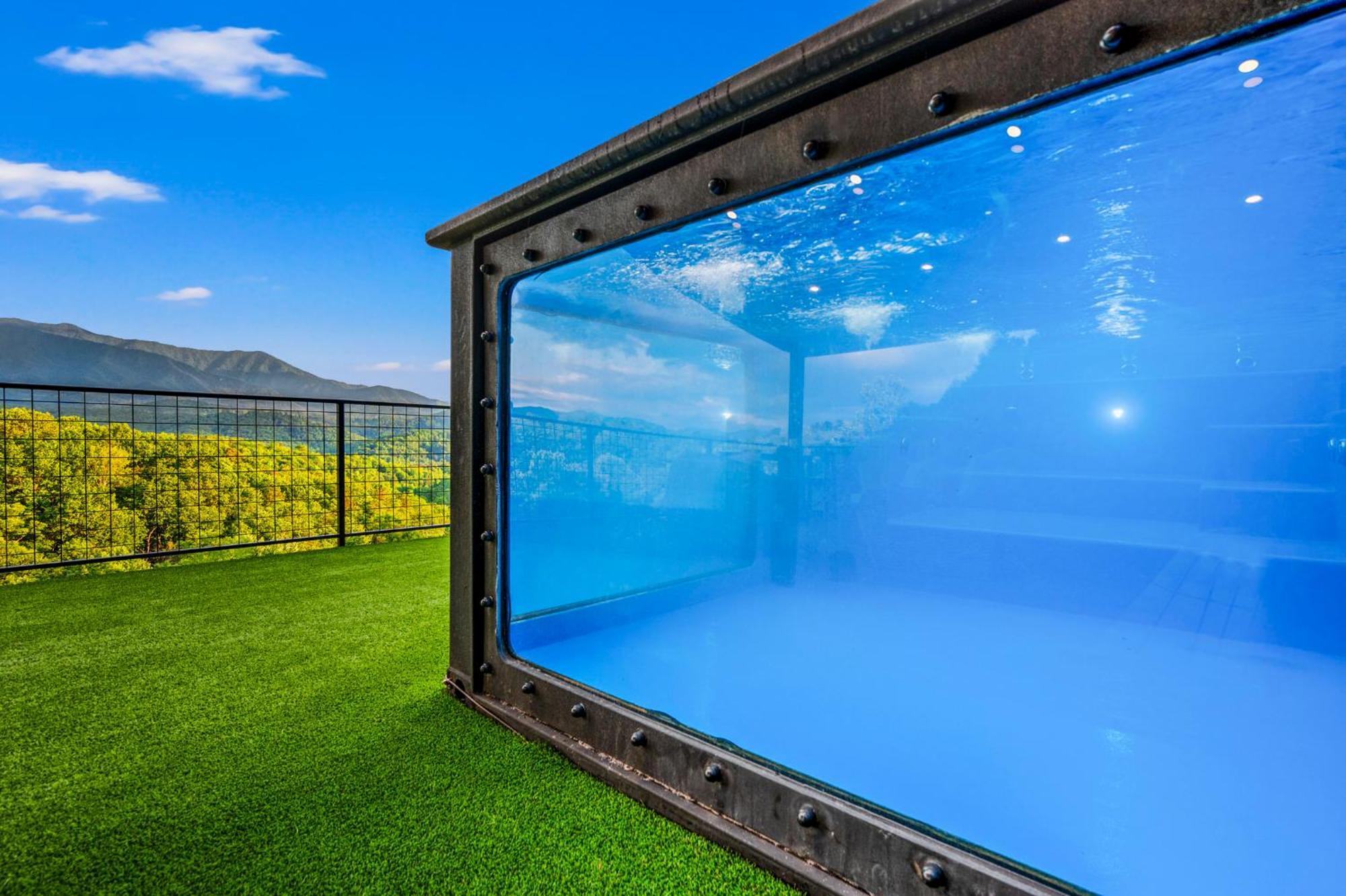 Chalet Windows To The Mountains