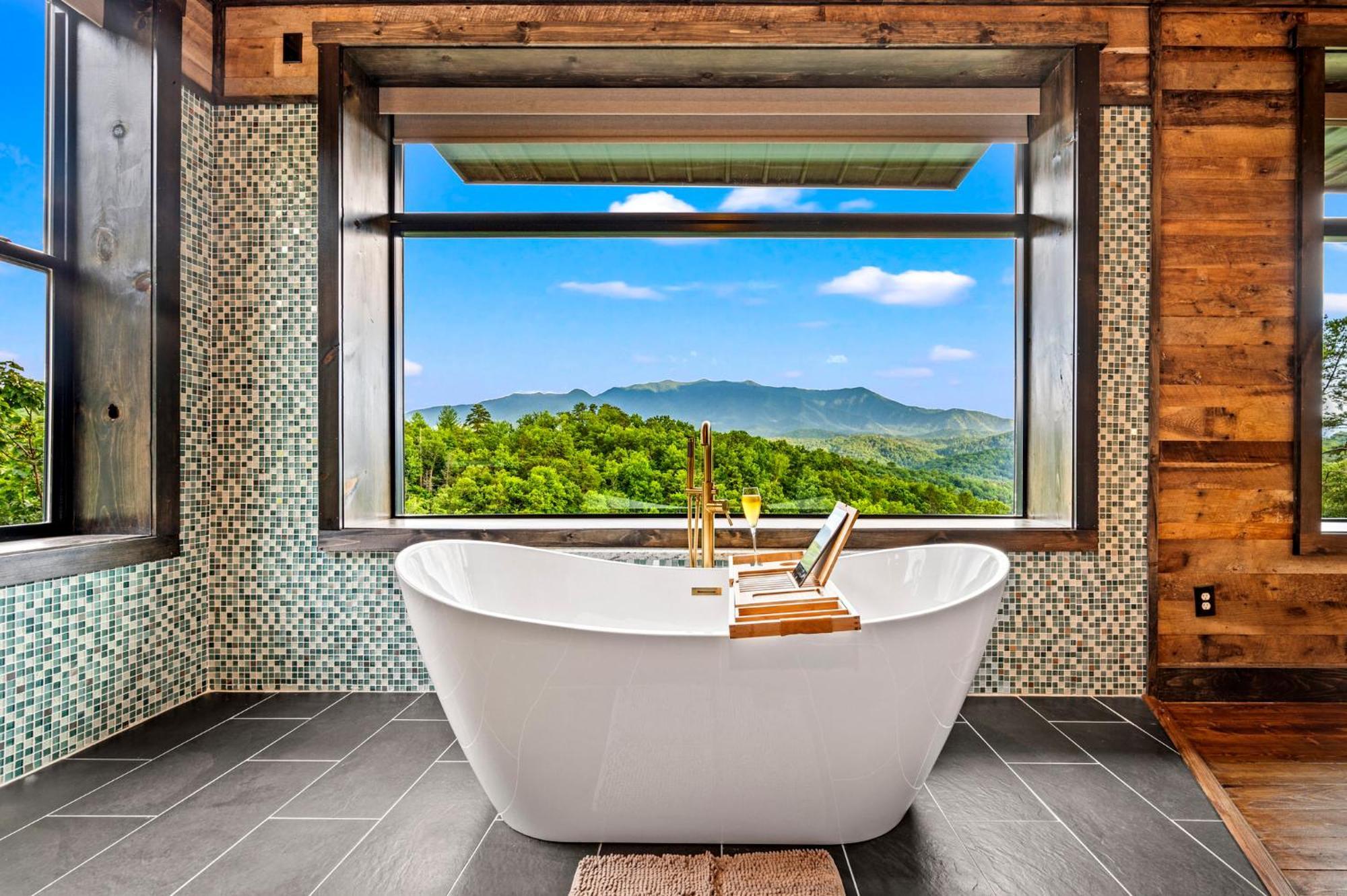 Windows To The Mountains Chalet Gatlinburg