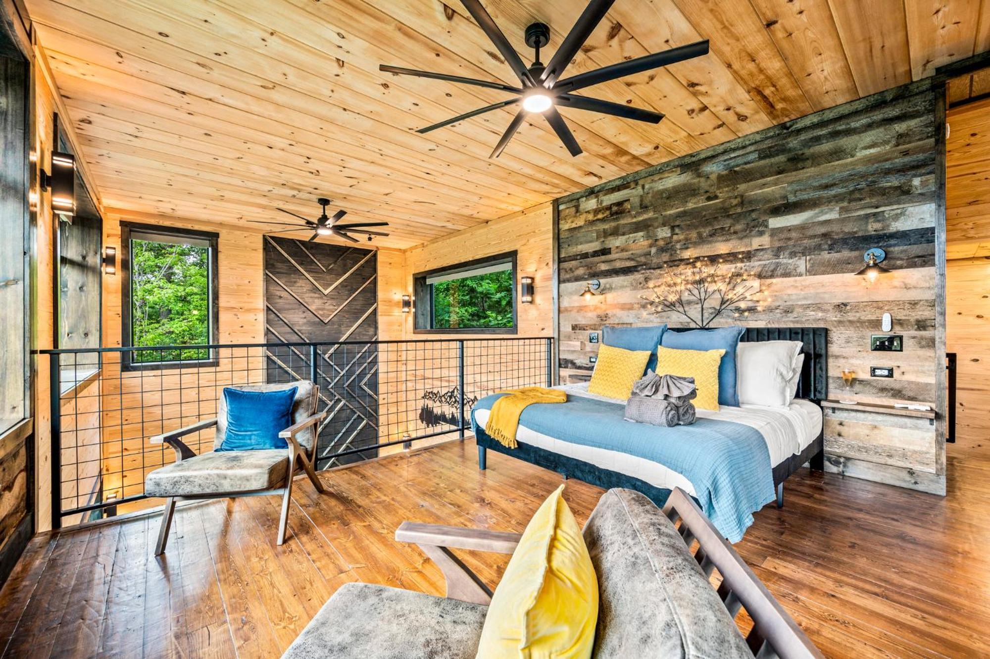 Chalet Windows To The Mountains