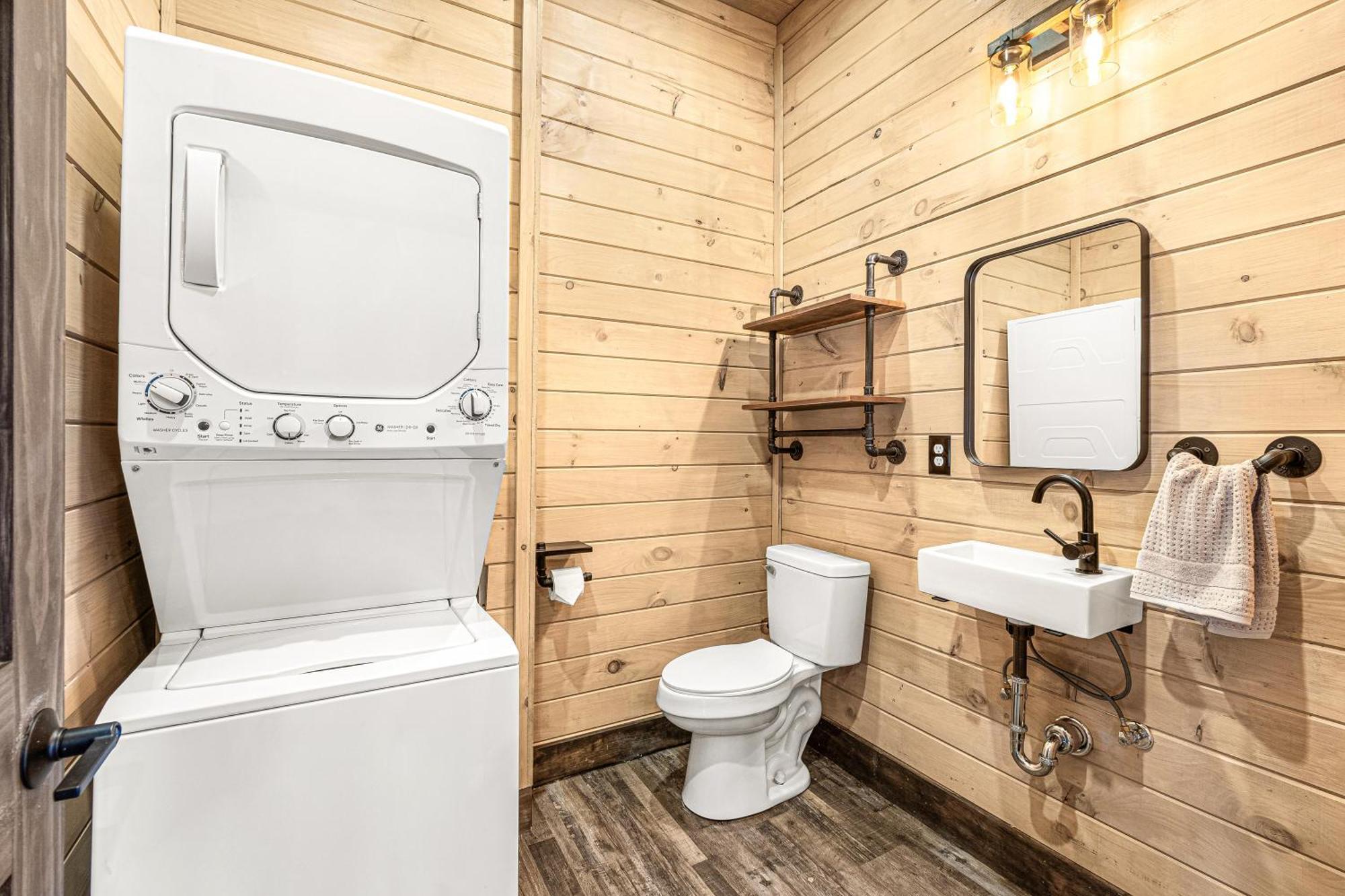 Chalet Whispering Waters *