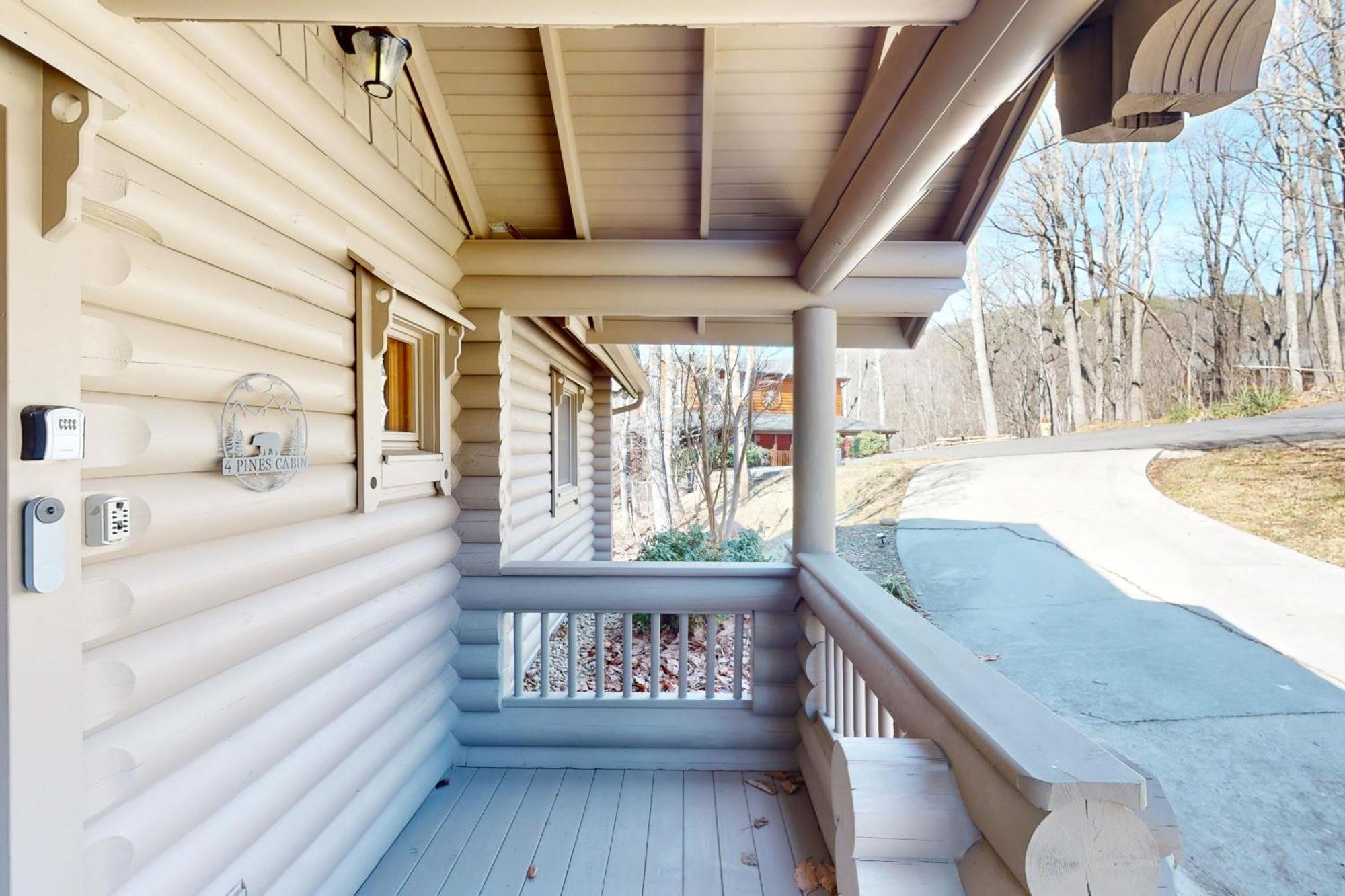 4 Pines Holiday home *