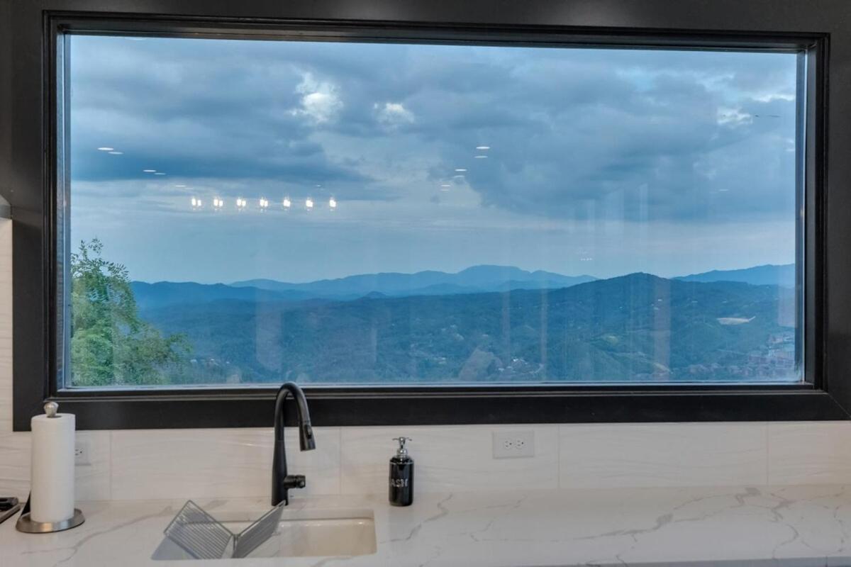 Luxury With Views Gatlinburg