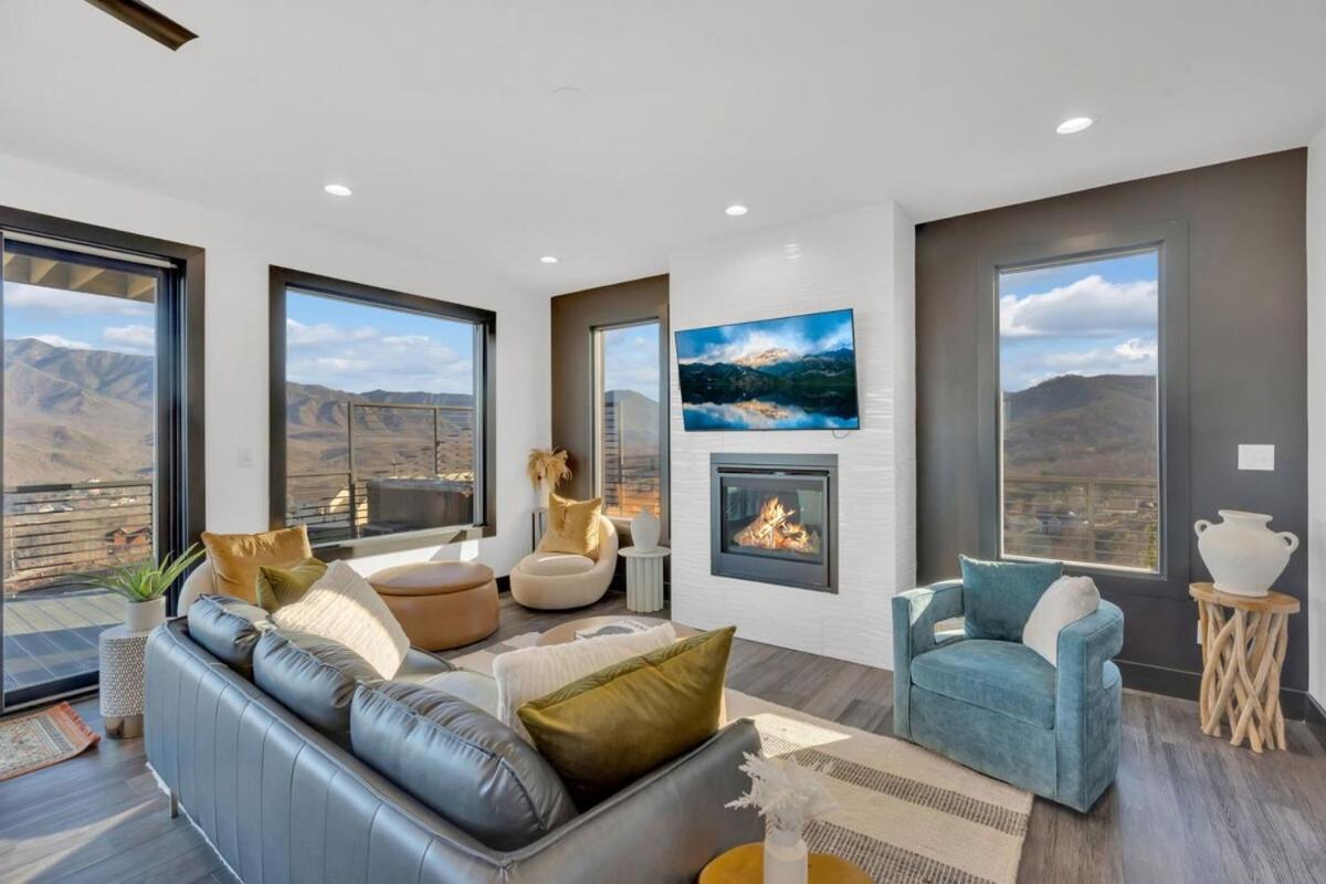 Luxury With Views Gatlinburg