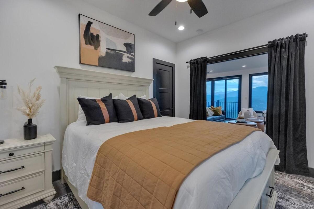 Luxury With Views *