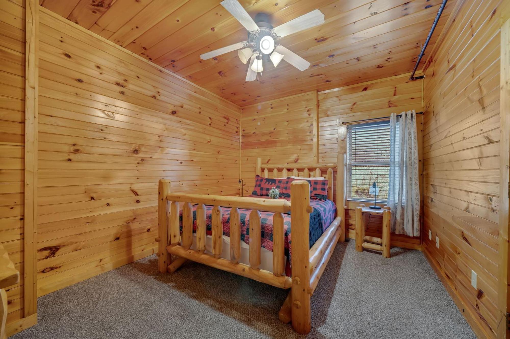 Smoky Stargazer Pet Friendly For Groups With Game And Arcade Holiday home