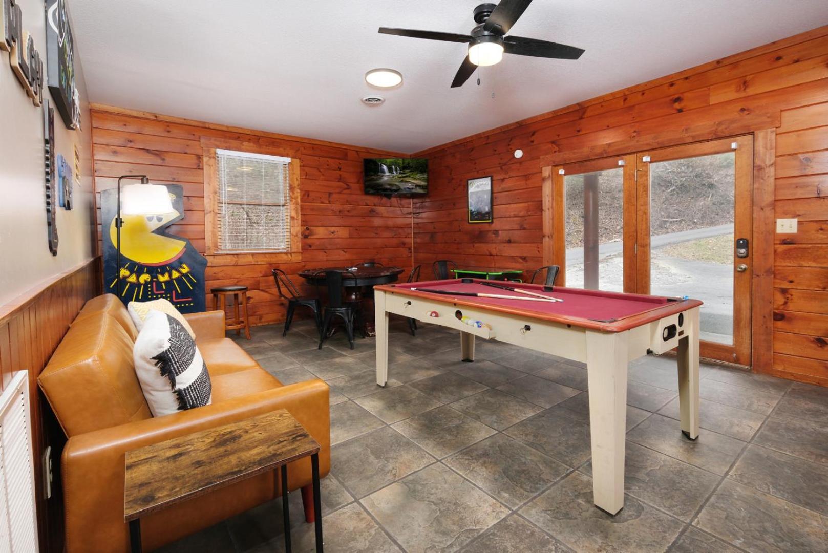 A Bear Creek Gatlinburg