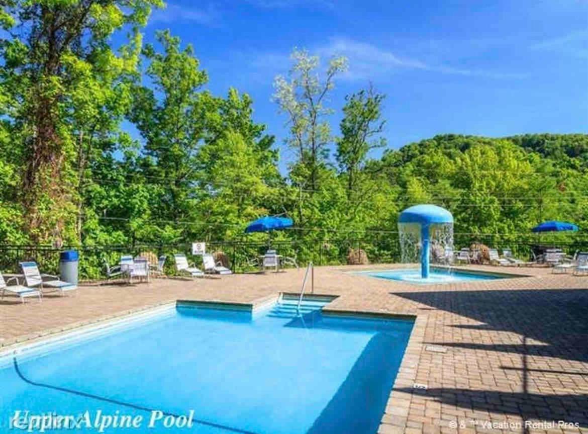 Great Views Game - Hot Tub - Fire Pit Holiday home *