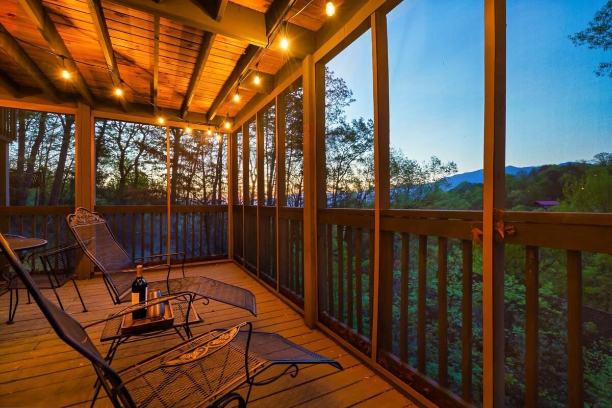 Great Views Game - Hot Tub - Fire Pit *