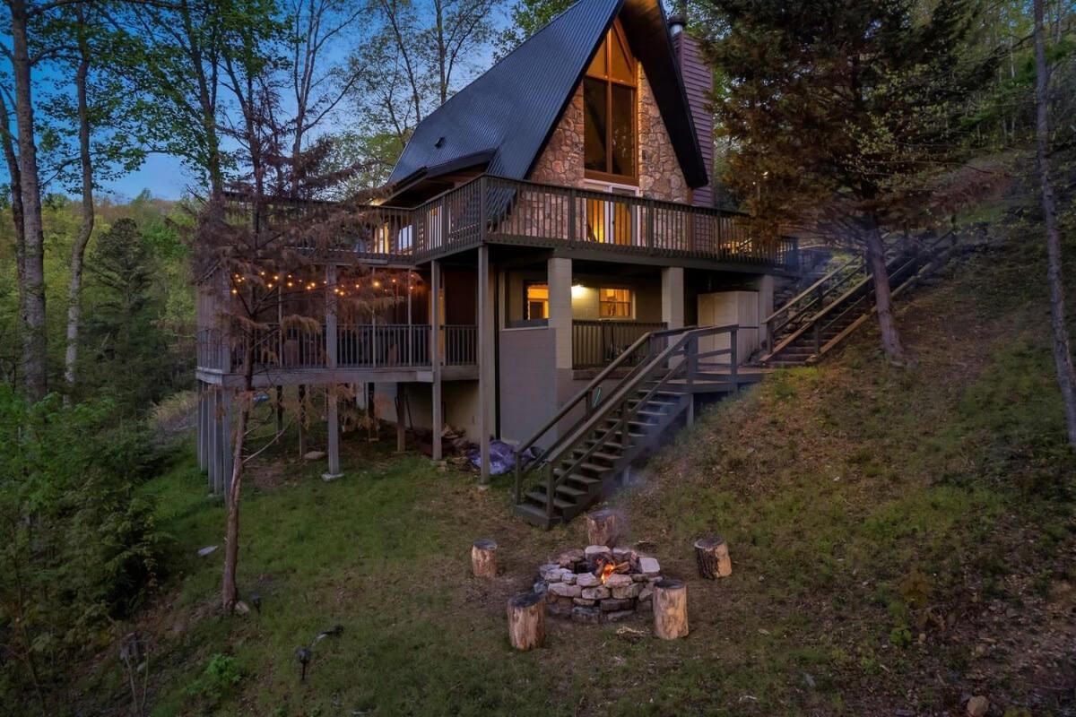 Great Views Game - Hot Tub - Fire Pit Holiday home *