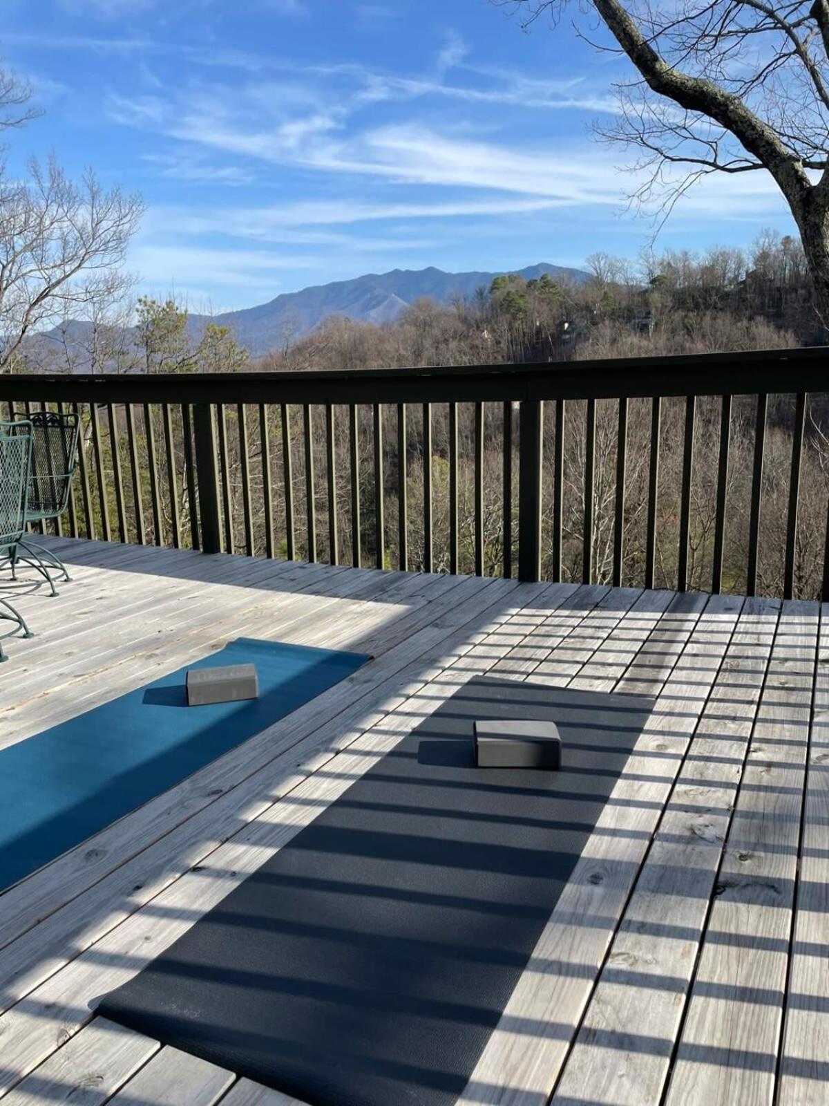 Great Views Game - Hot Tub - Fire Pit Holiday home Gatlinburg