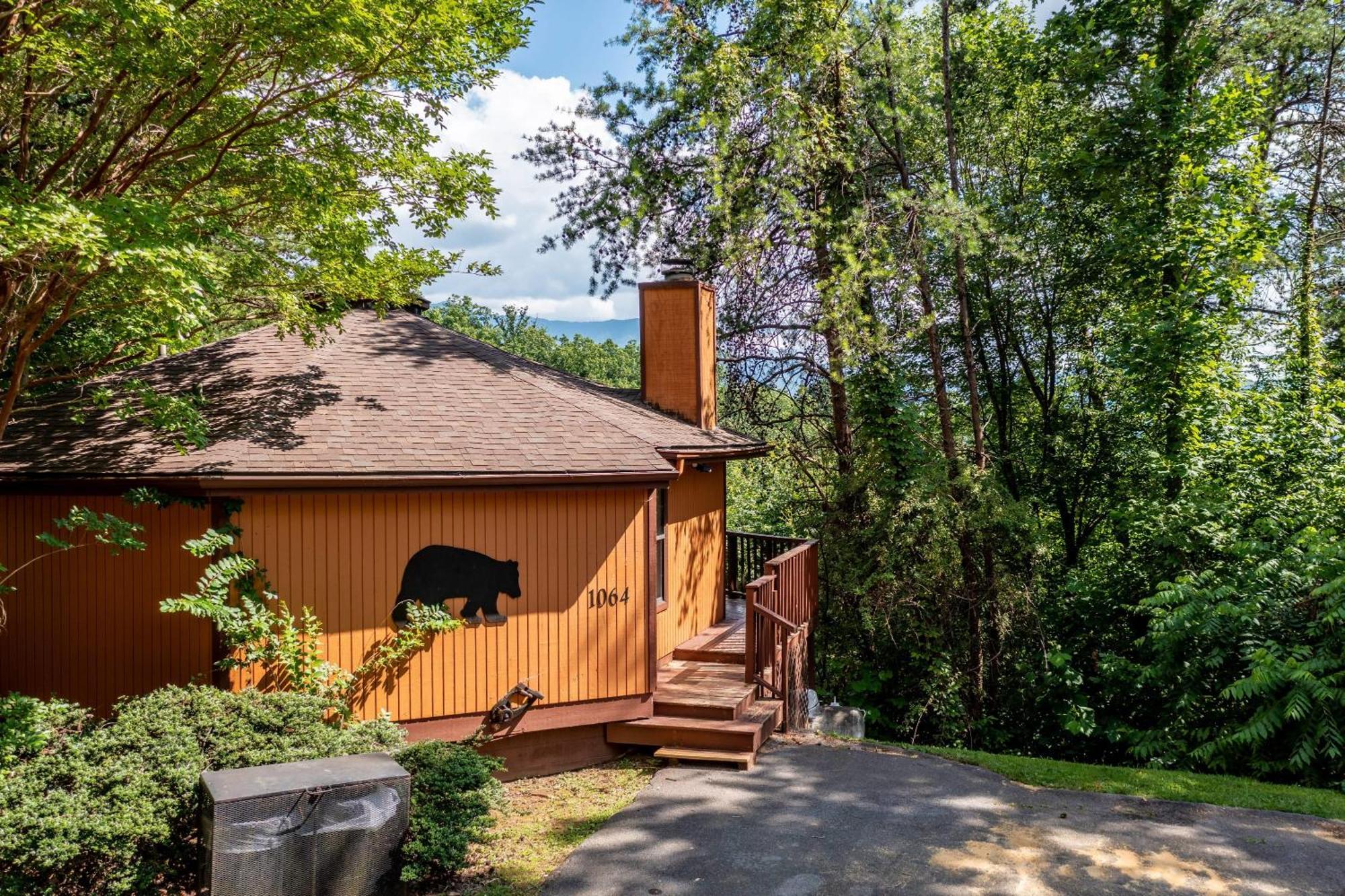 Family Friendly Great Views Game & Hot Tub *