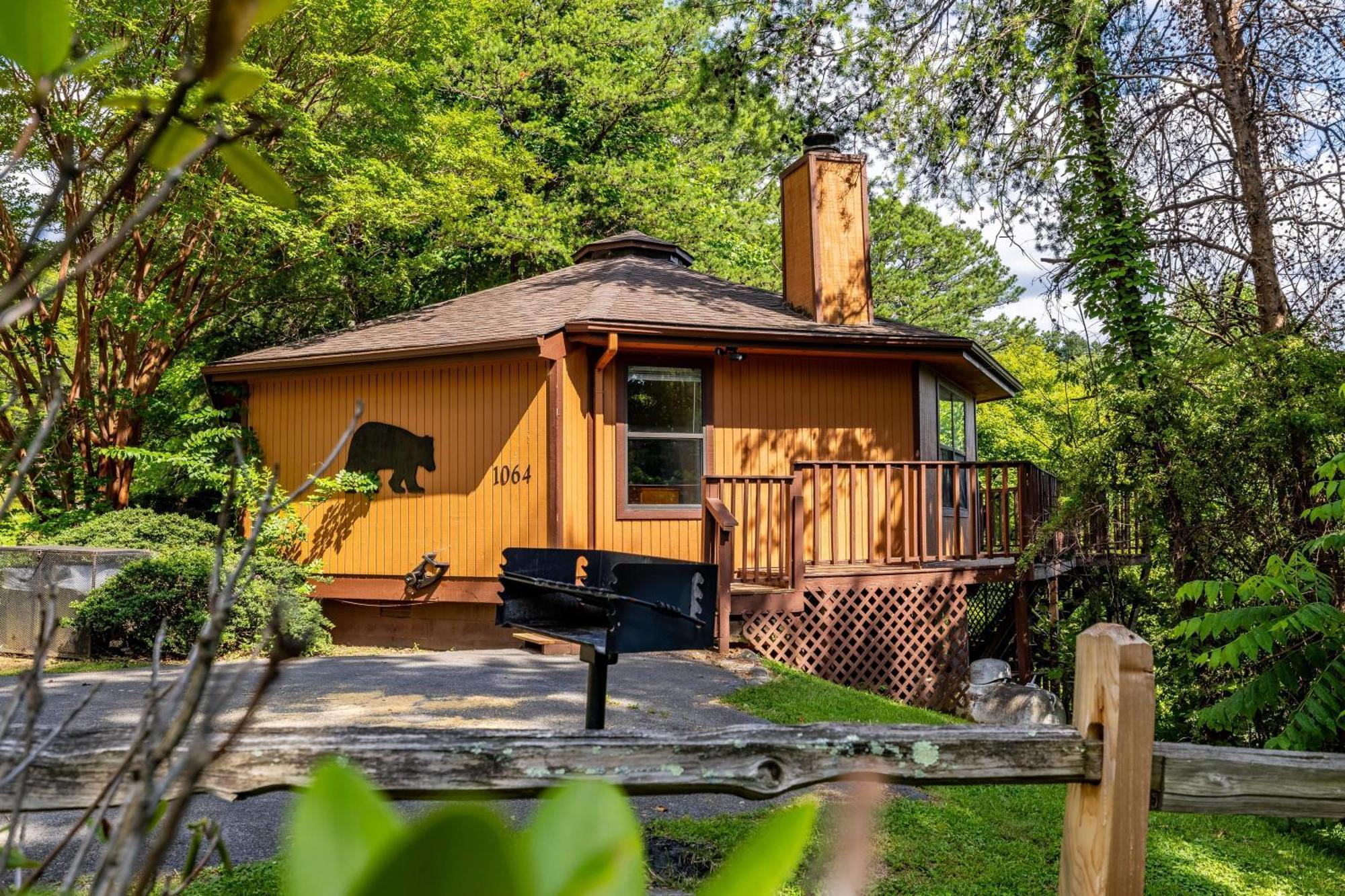 Holiday home Family Friendly Great Views Game & Hot Tub Gatlinburg