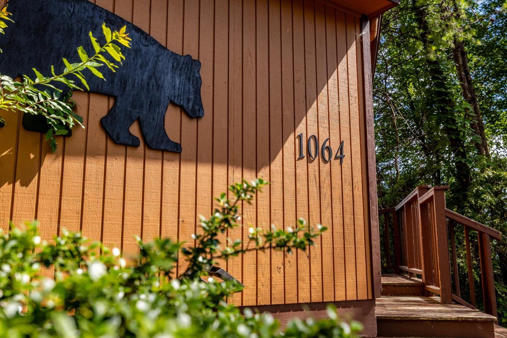 Family Friendly Great Views Game & Hot Tub Holiday home *