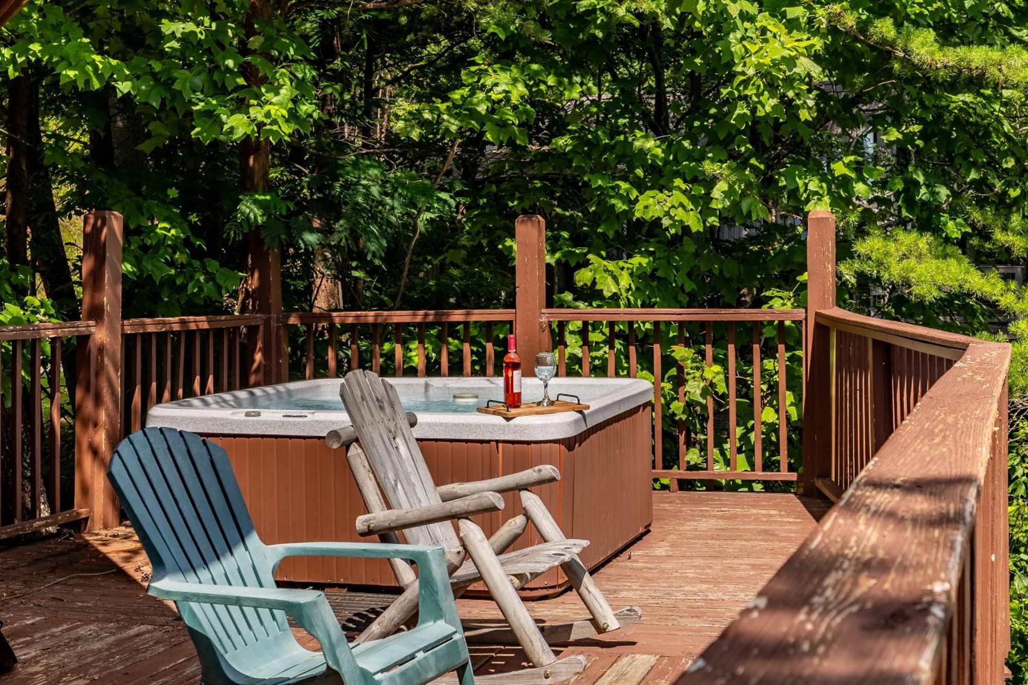 Holiday home Family Friendly Great Views Game & Hot Tub Gatlinburg