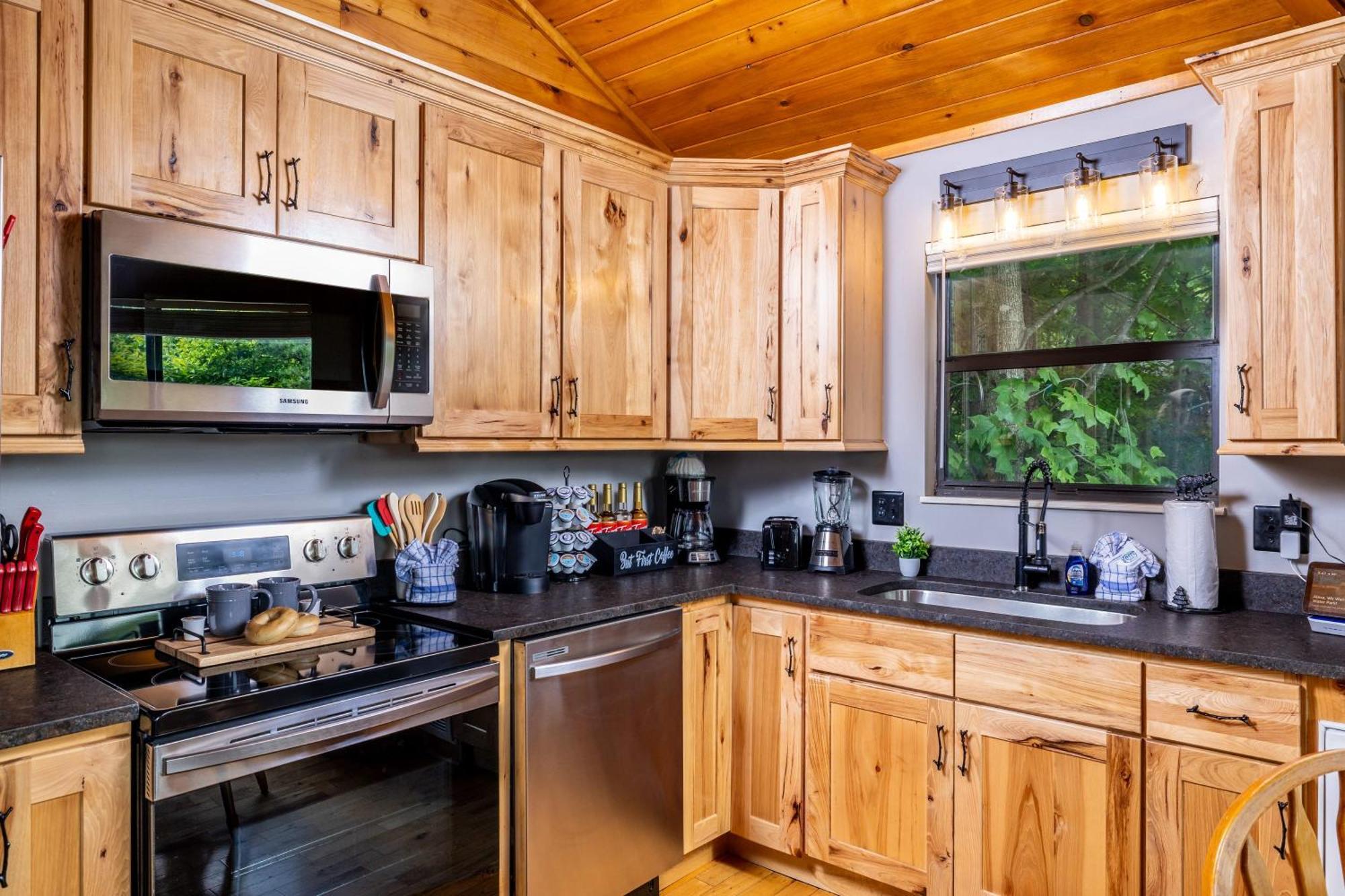 Family Friendly Great Views Game & Hot Tub Holiday home