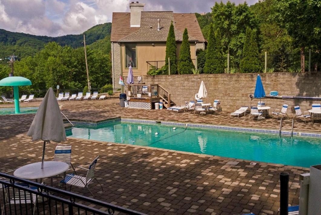 Great Family Vacation - Theatre - Games - Hot Tub *