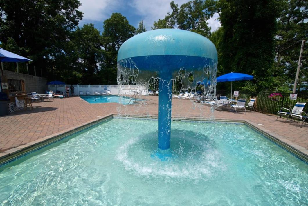 Chalet Great Family Vacation - Theatre - Games - Hot Tub