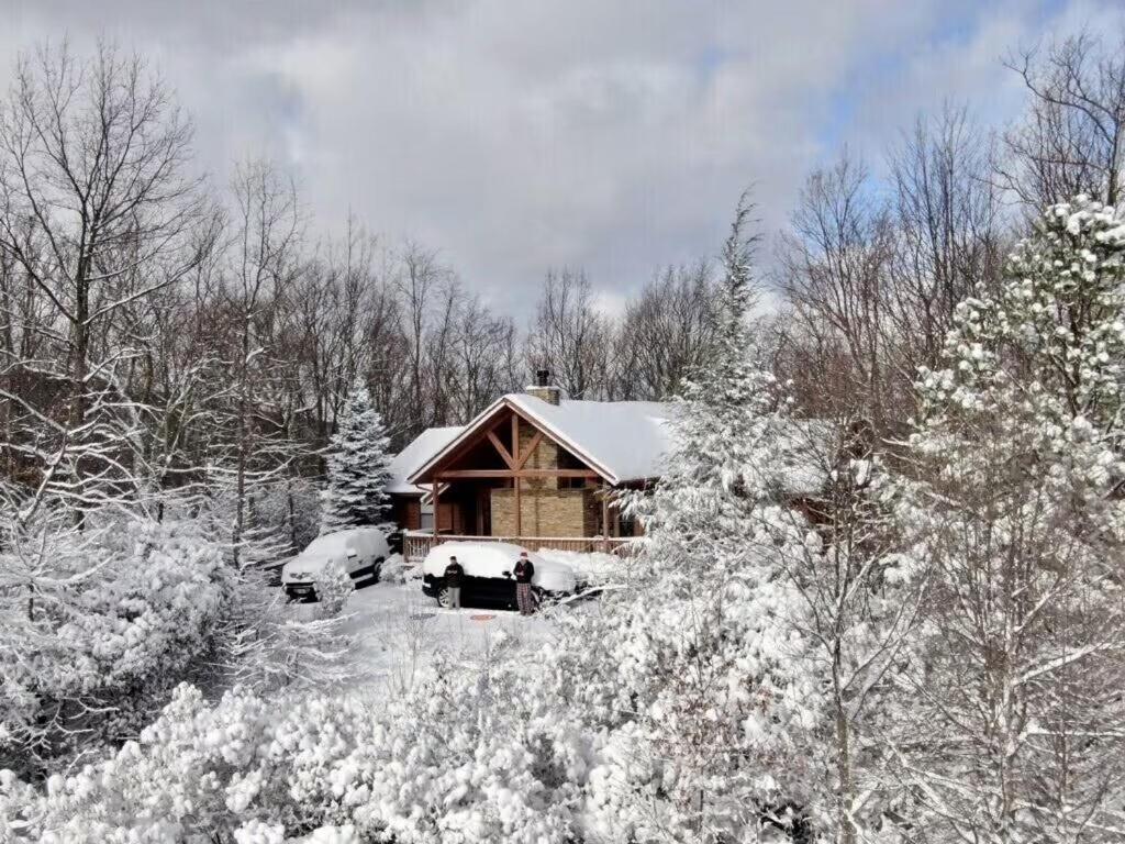 View 6bed6bath Chalet