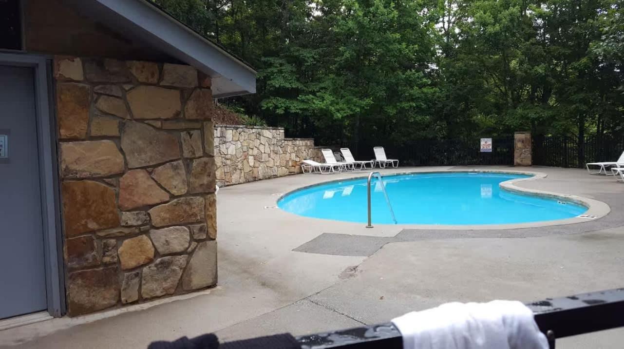 Prime Location W Hot Tub Games & Scenic Views Holiday home Gatlinburg