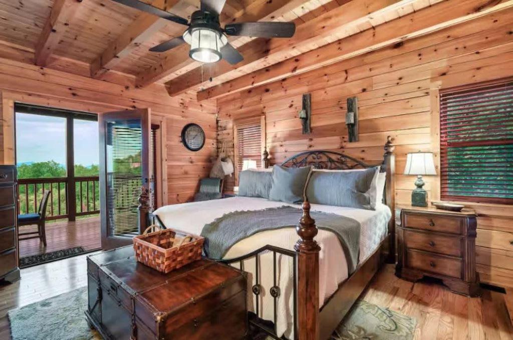 Holiday home Mountain Views W Hot Tub Firepit & Game
