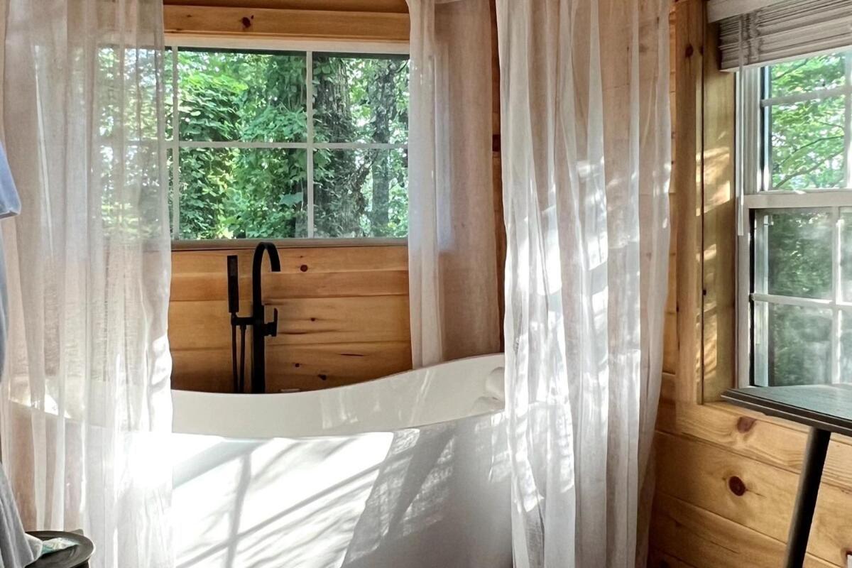 Firefly Haven - Summer Oasis With Hot Tub Gatlinburg