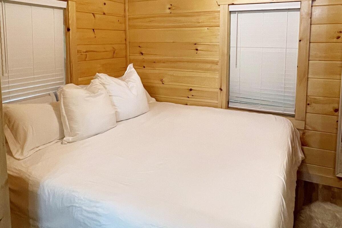 Holiday home Firefly Haven - Summer Oasis With Hot Tub *