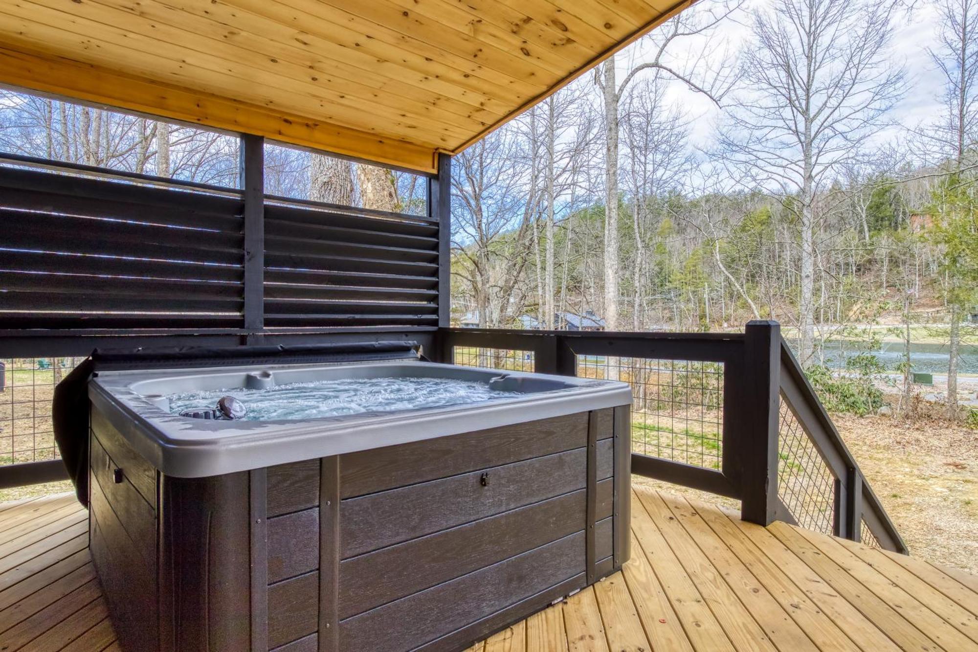 Creekside Splash, Private Pool, 1089 Of Free Attraction Tickets Each Paid Day, Dollywood And More!