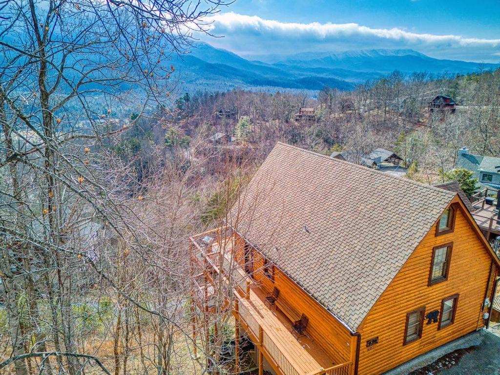 Holiday home Moonshine Memories, Mtn Views, Hot Tub, Wifi, 1089 Free Tickets Each Paid Day, Dollywood And *