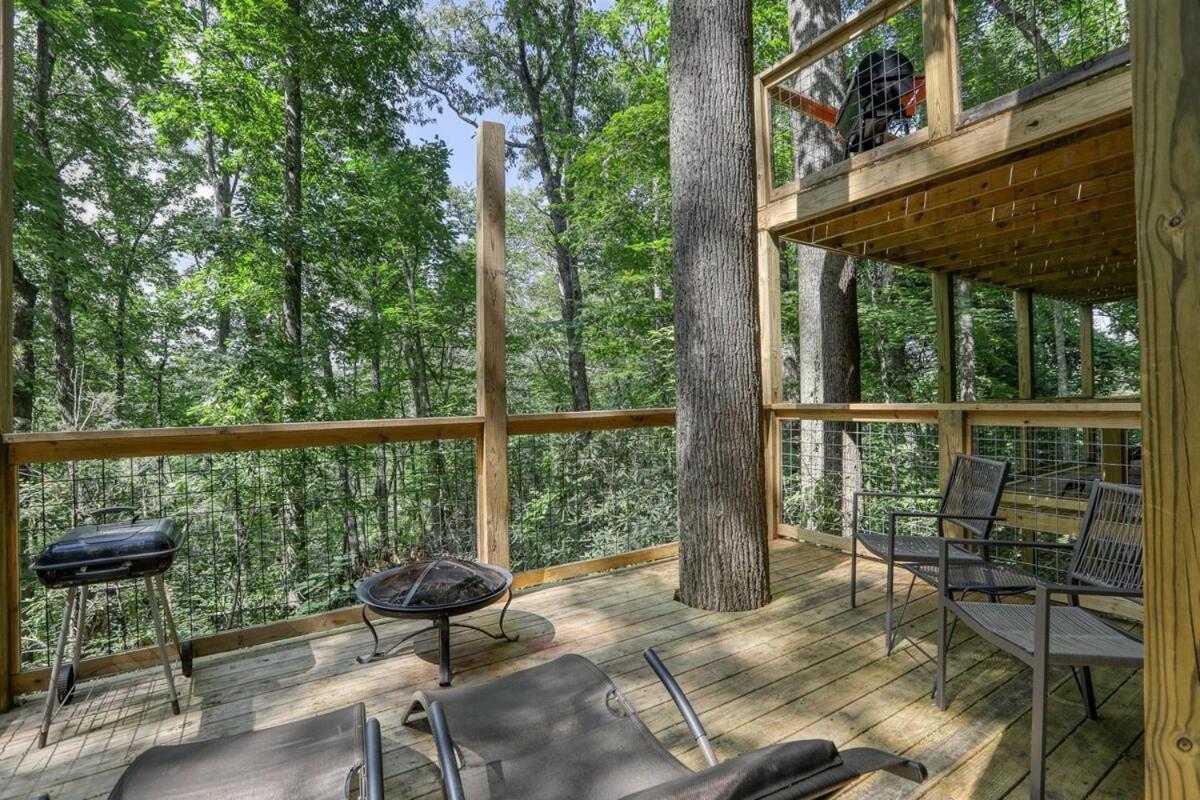 Moose - King Bed Apartment Gatlinburg