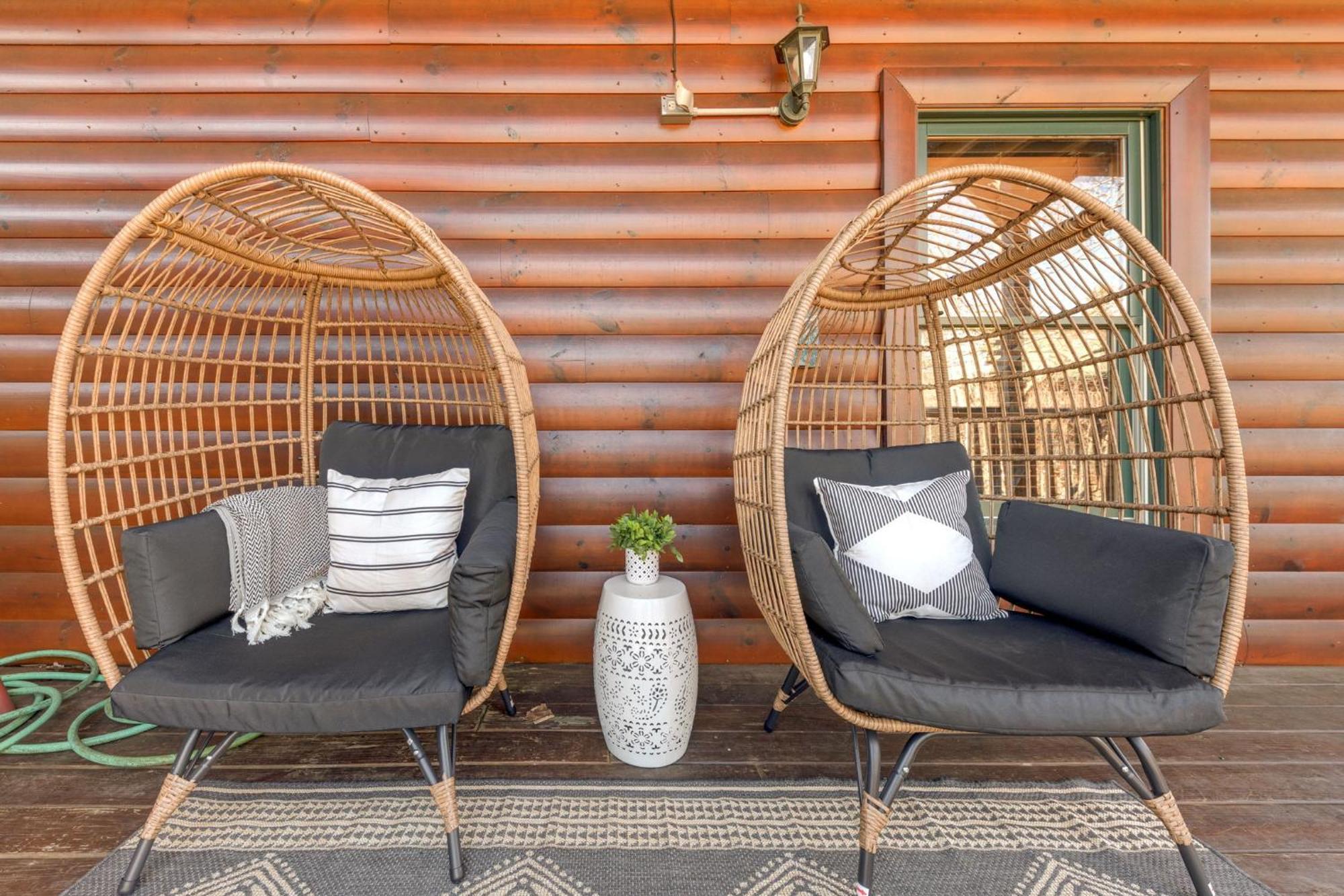 Smoky Stargazer Pet Friendly For Groups With Game And Arcade Holiday home