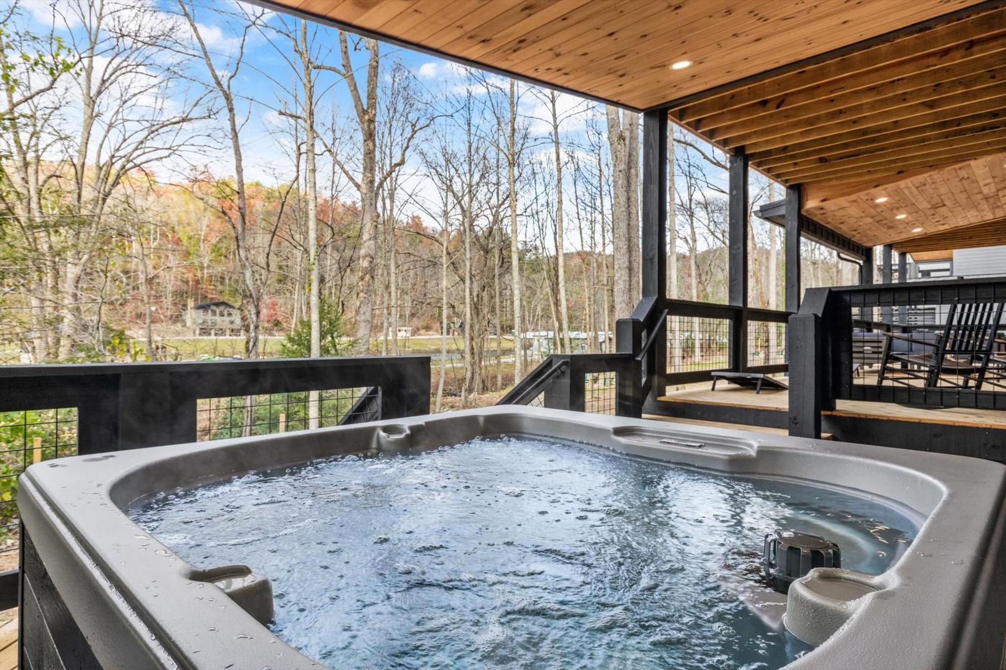 Splash Mountain Lodge, Huge Cabin, Get 1089 Of Free Attraction Tickets For Each Paid Day, Dollywood