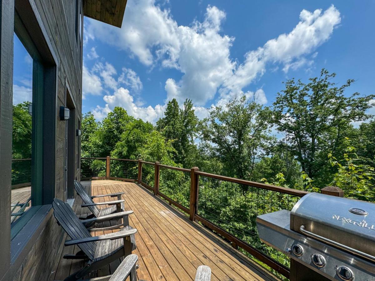 Holiday home Skinny-dippin - Indoor Heated Pool, Dog Friendly