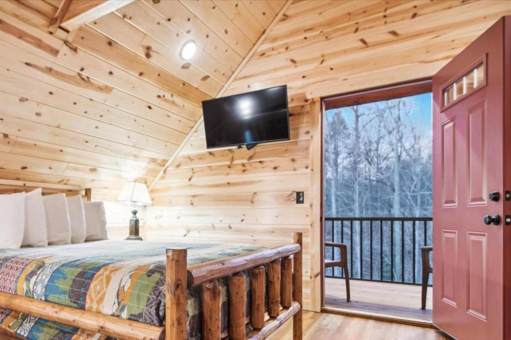 Moondance Cabin-enjoy Your Journey To The Smokies! Holiday home Gatlinburg