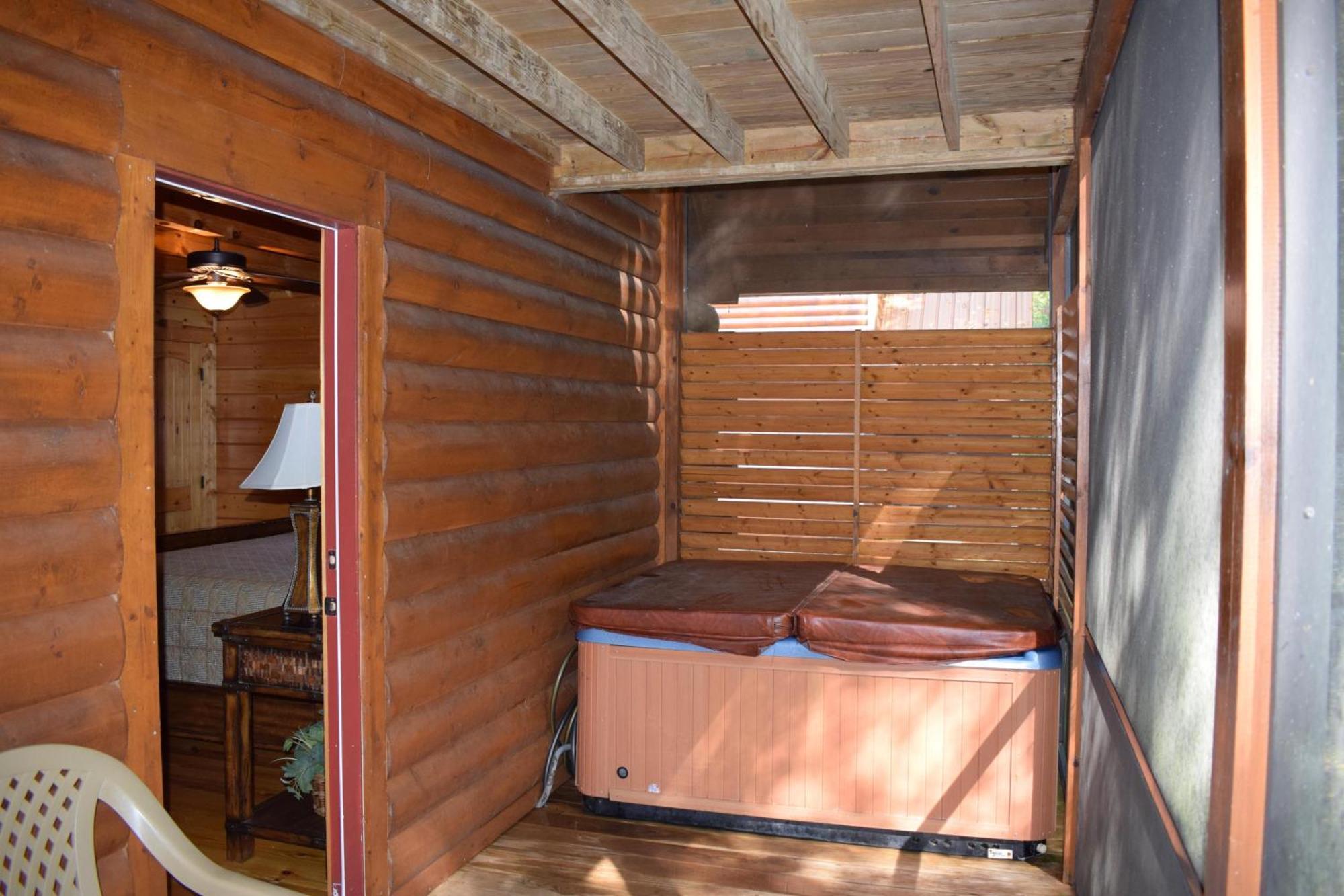 Lovely Cabin-close To The Fun! Holiday home