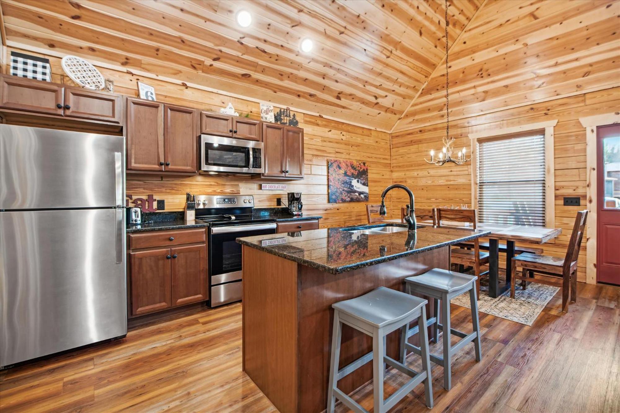 Moondance Cabin-enjoy Your Journey To The Smokies! * Gatlinburg