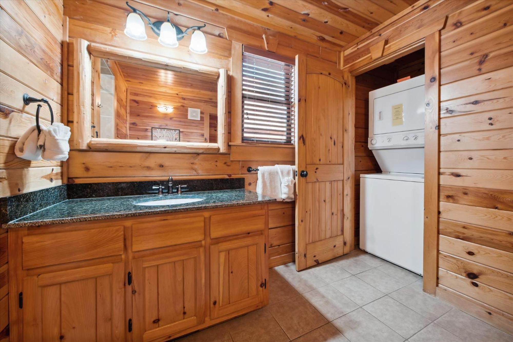 Alpine Spirit - Smoky Mountain Family Fun! * Gatlinburg