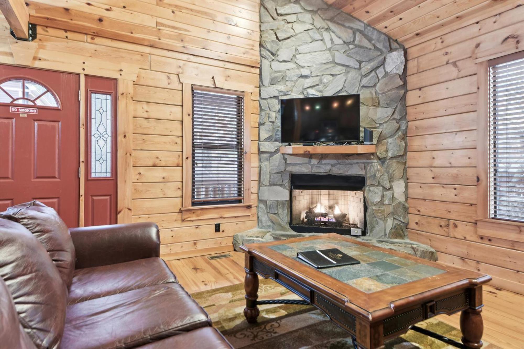 Alpine Spirit - Smoky Mountain Family Fun! *