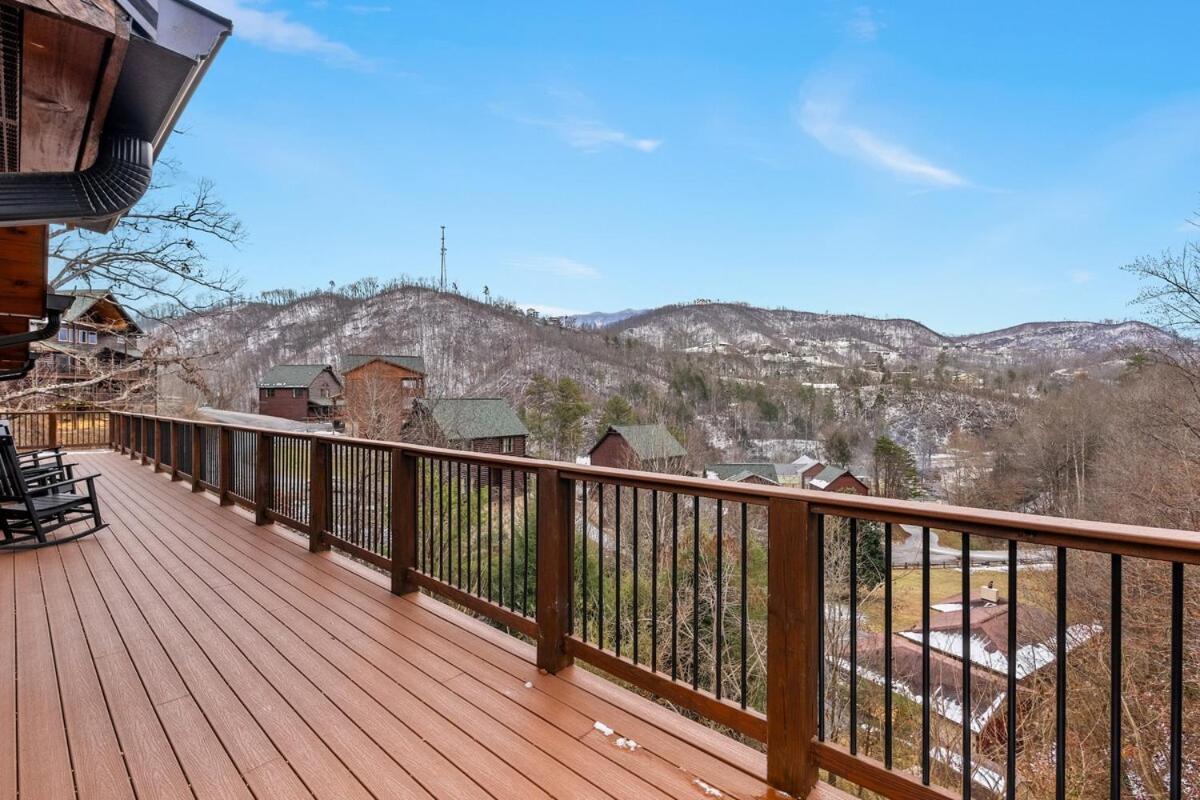 Holiday home Beautiful 15 Person 1 Mile To Dt Tn