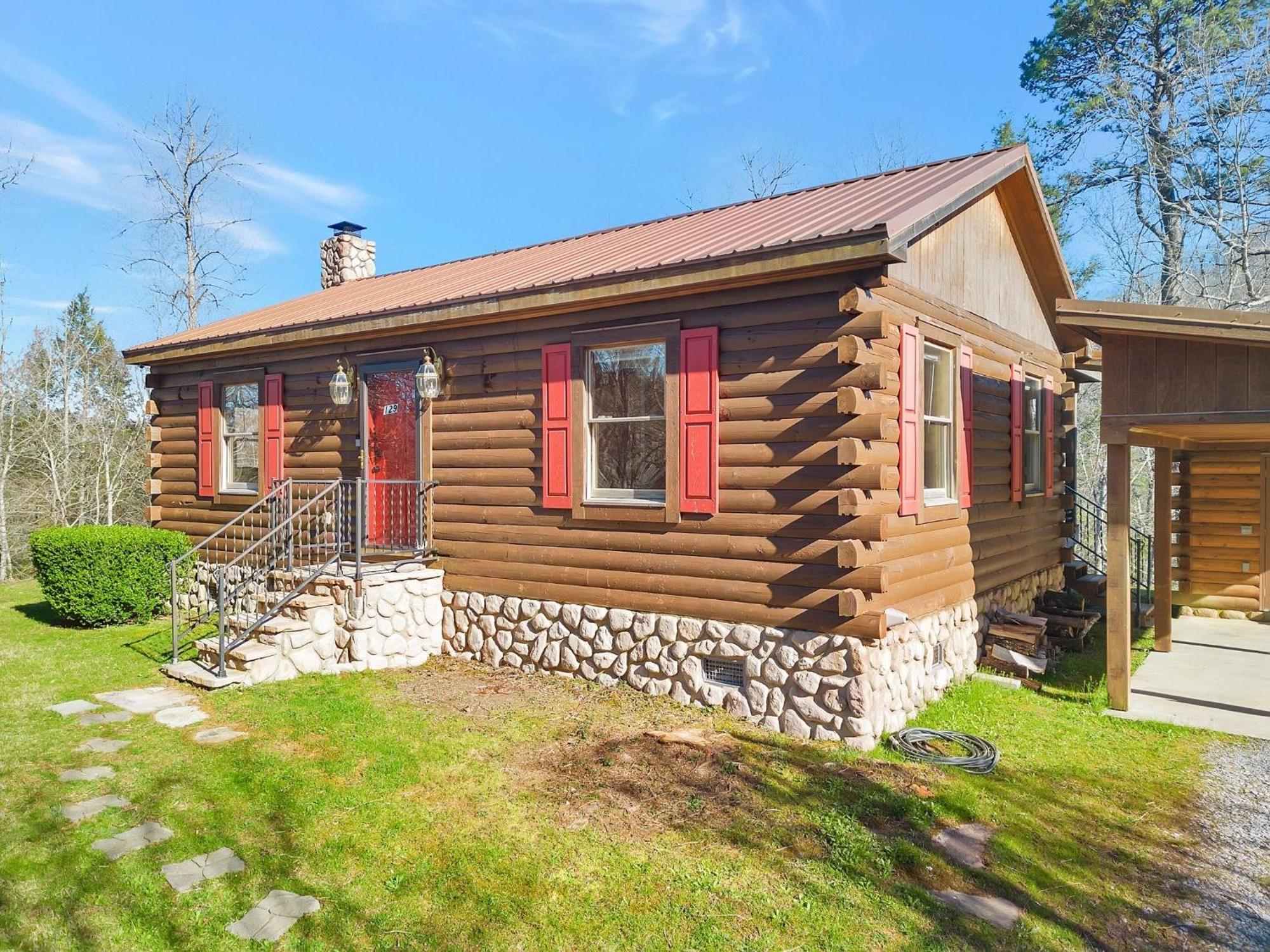Greenbrier Woods Holiday home