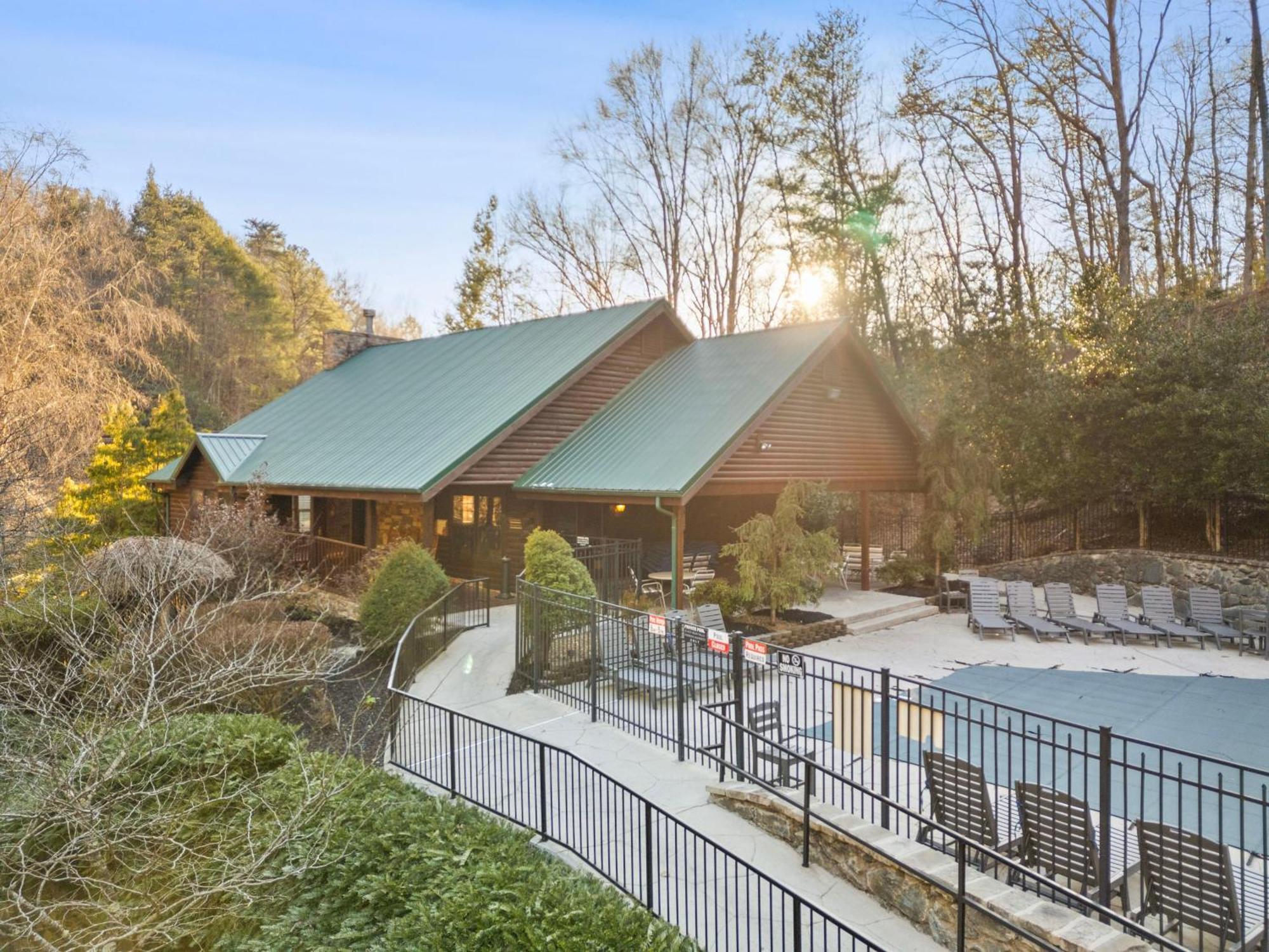 Legends Pool #450 Holiday home *
